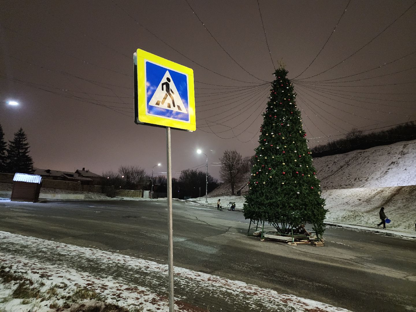 серпухов, подмосковье, новый год, зима в подмосковье, украсили город, вертикалки,