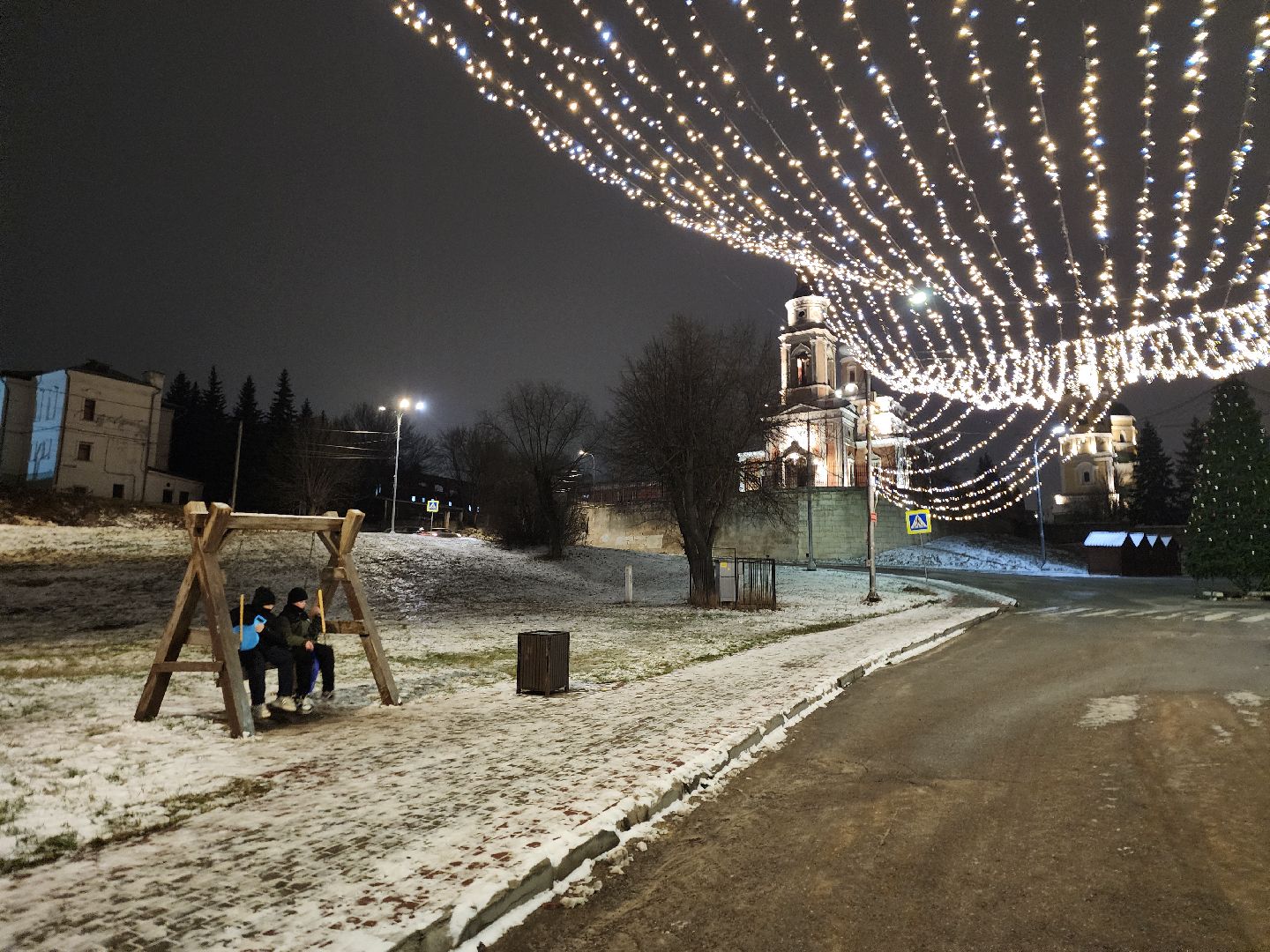 серпухов, подмосковье, новый год, зима в подмосковье, украсили город, вертикалки,