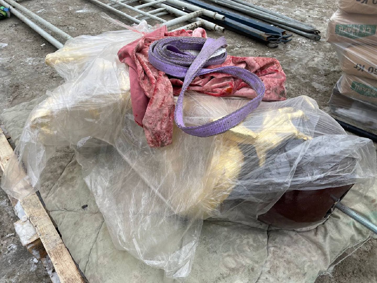 дмитров, яхрома, стела в сквере генерала Кузнецова, вертикалка,