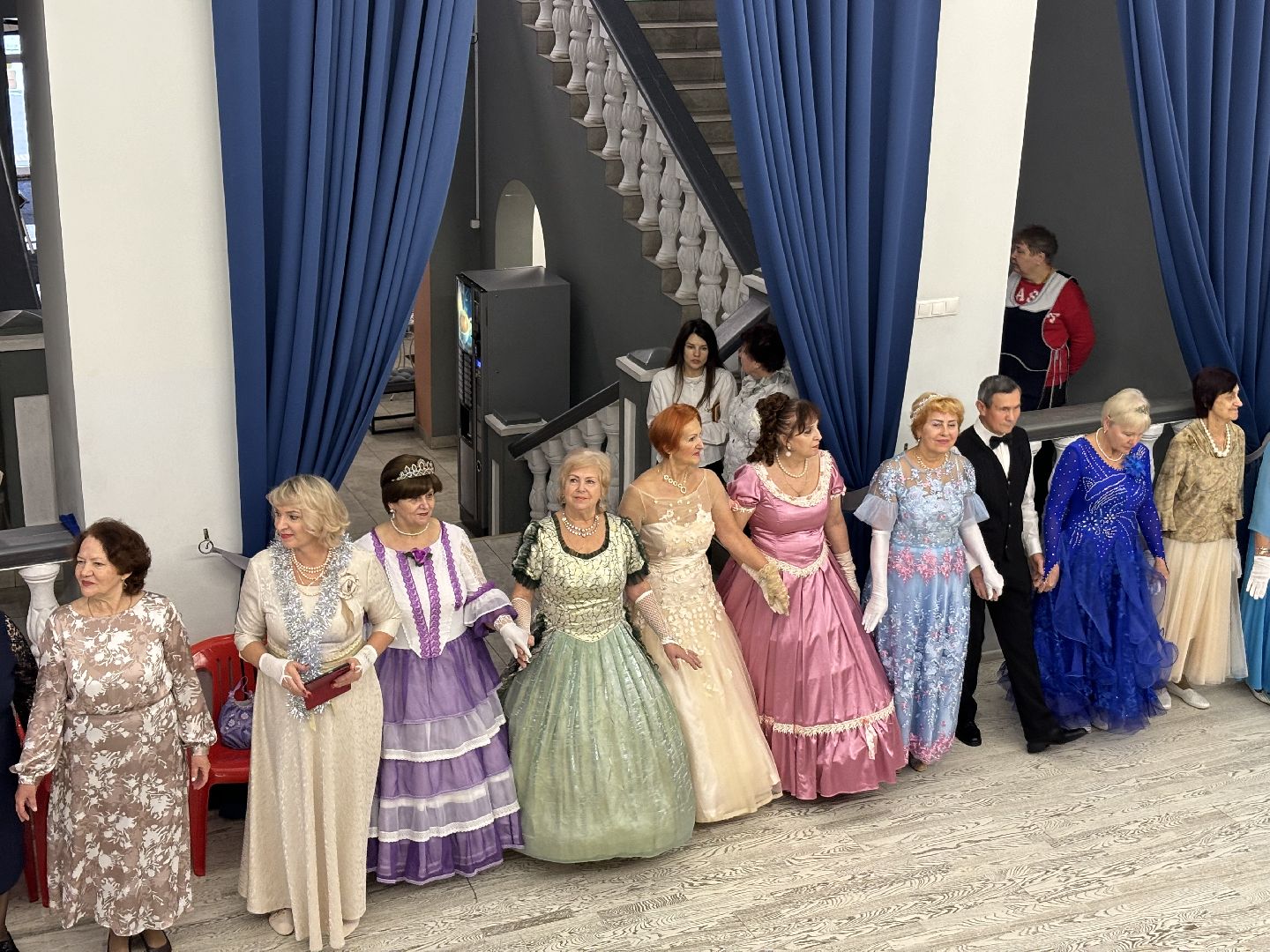 исторические танцы, дом культуры кучино, активное долголетие, активное долголетие танцы,