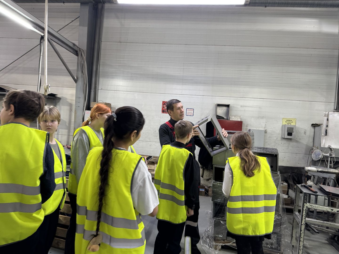 шаховская, завод, экскурсия для школьников, предприятие, вертикалки,