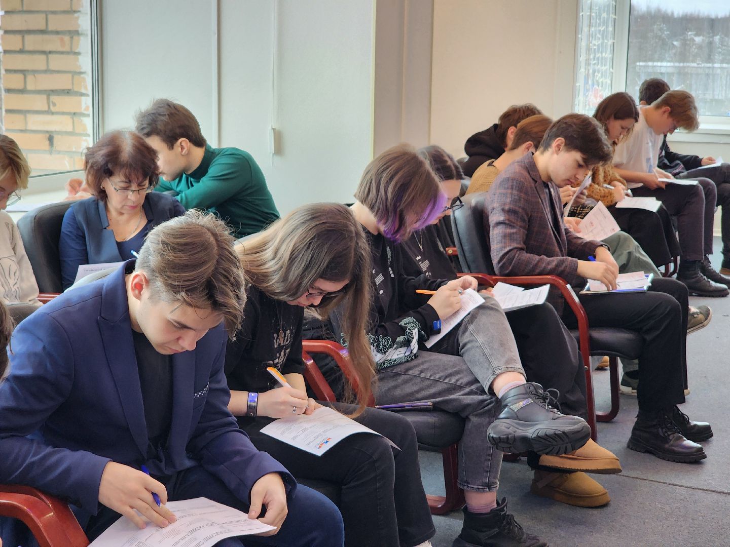 Дубна, Университет Дубна, День Конституции, Молодежный парламент, Правовой экзамен, совет депутатов, Студенты,