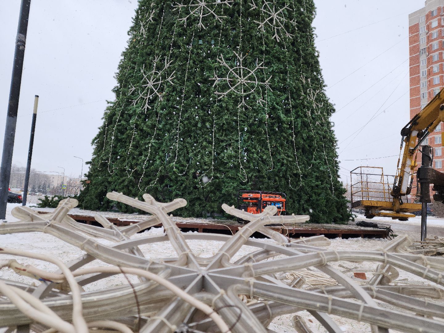 Подольск, новогодняя елка, украшение города к новому году, благоустройство, вертикалка,
