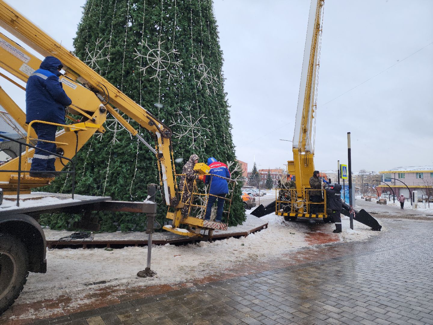 Подольск, новогодняя елка, украшение города к новому году, благоустройство, вертикалка,