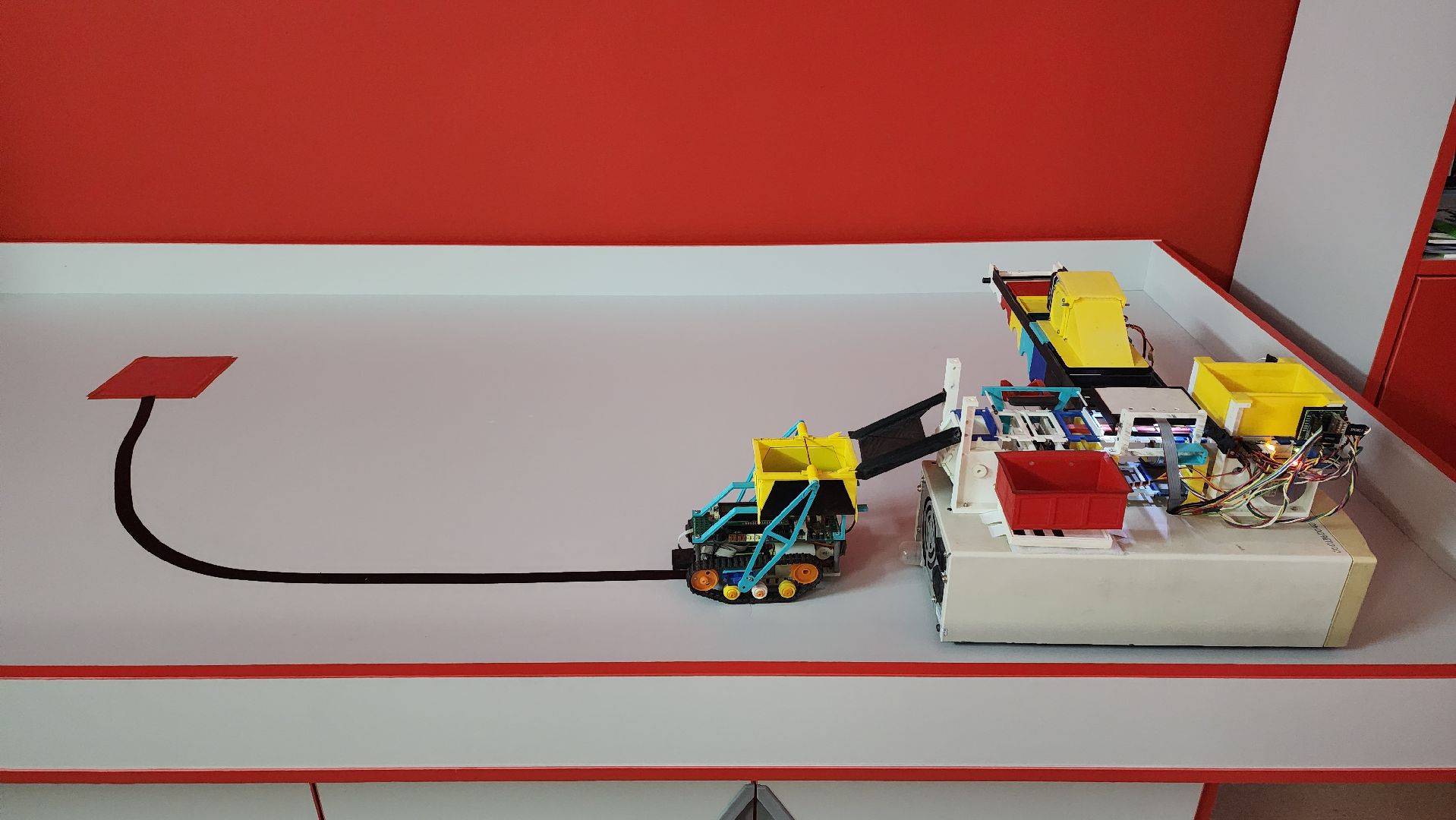 вертикалки, ашукино, пушкинский, робот-помощник, робототехника, точка роста, новые технологии, школьники, кружок,