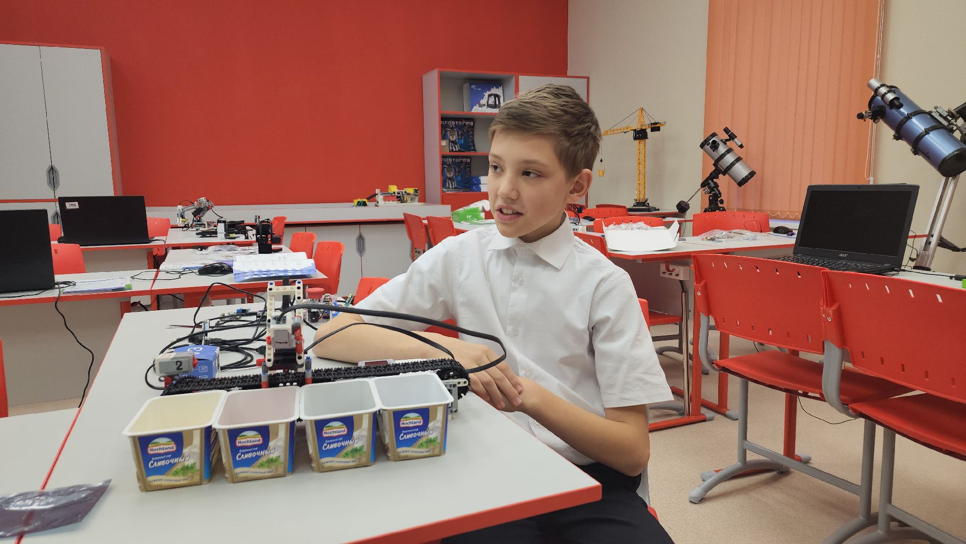 вертикалки, ашукино, пушкинский, робот-помощник, робототехника, точка роста, новые технологии, школьники, кружок,