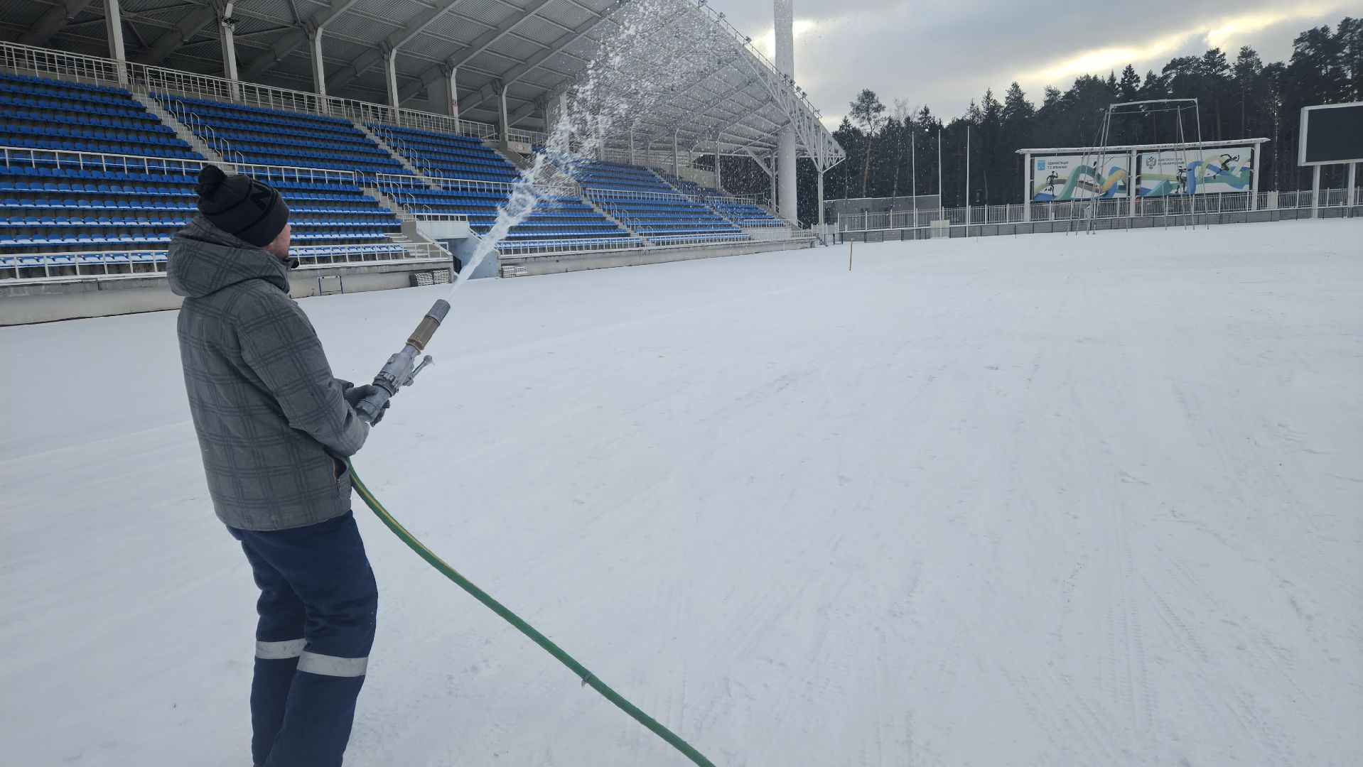 каток, Жуковский, зима в подмосковье, вертикалки