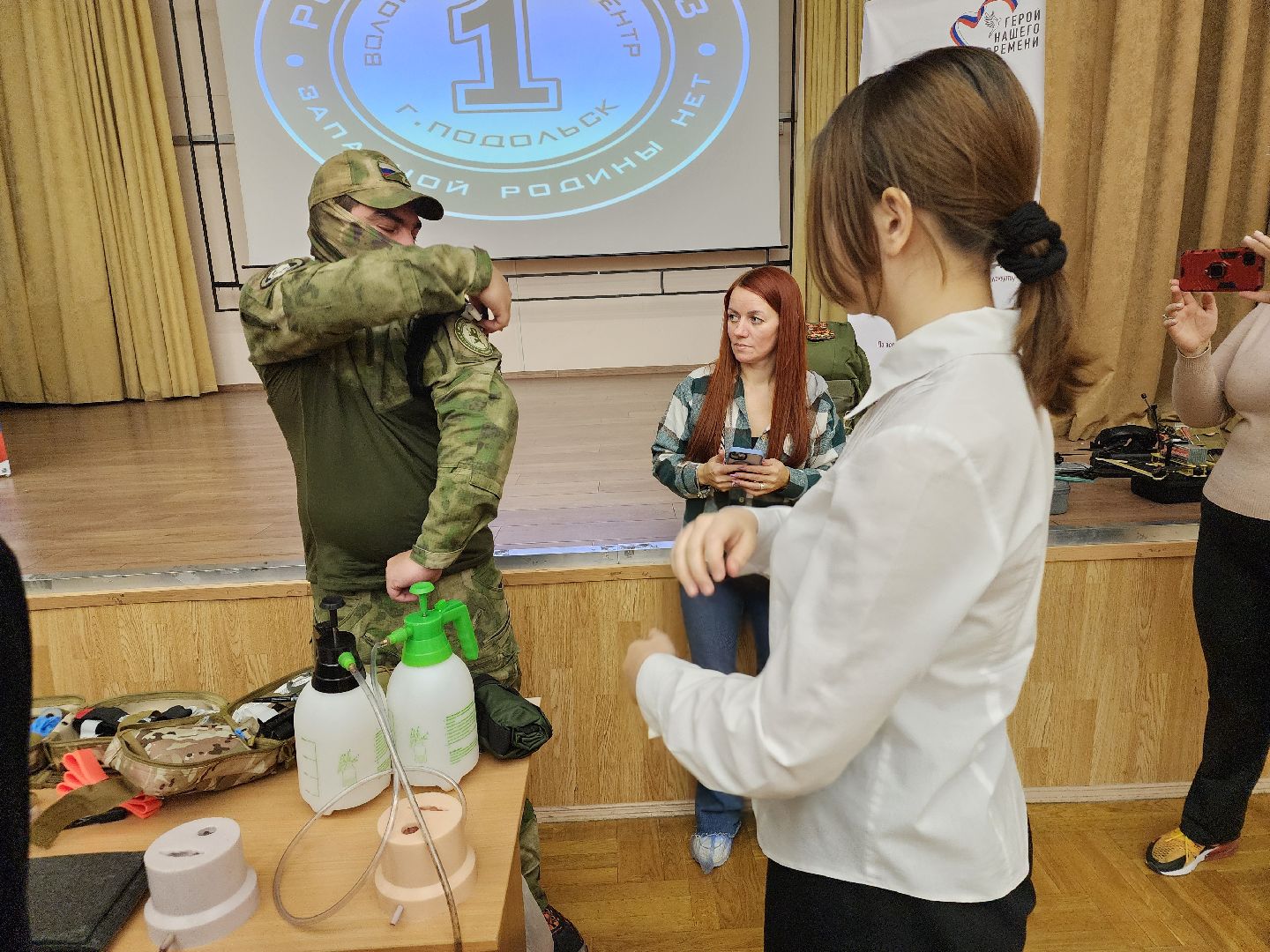 подольск, волонтеры, школа, мастер-класс,