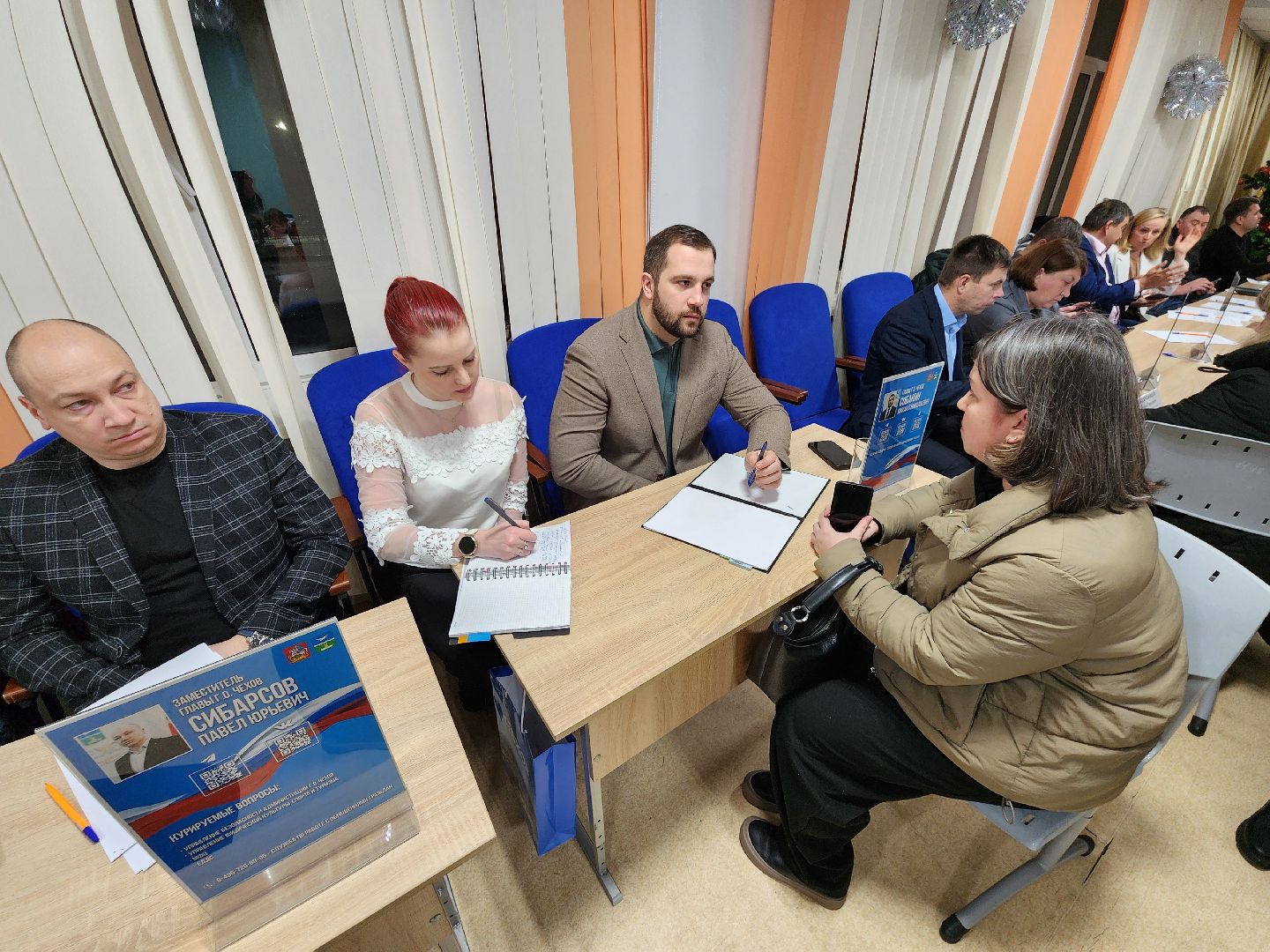 Чехов, выездная администрация, встреча с жителями, обращения граждан, деревня Ходаево, поселок Столбовая, энергоснабжение, отключение электричества, перепады напряжения, Россети, программа модернизации электросетей,