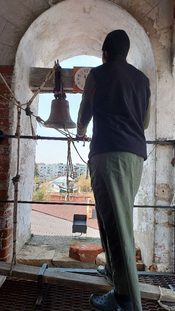 серпухов, введенский монастырь, женский монастырь, пасха, колокола, колокольный звон, туризм, звонарь,