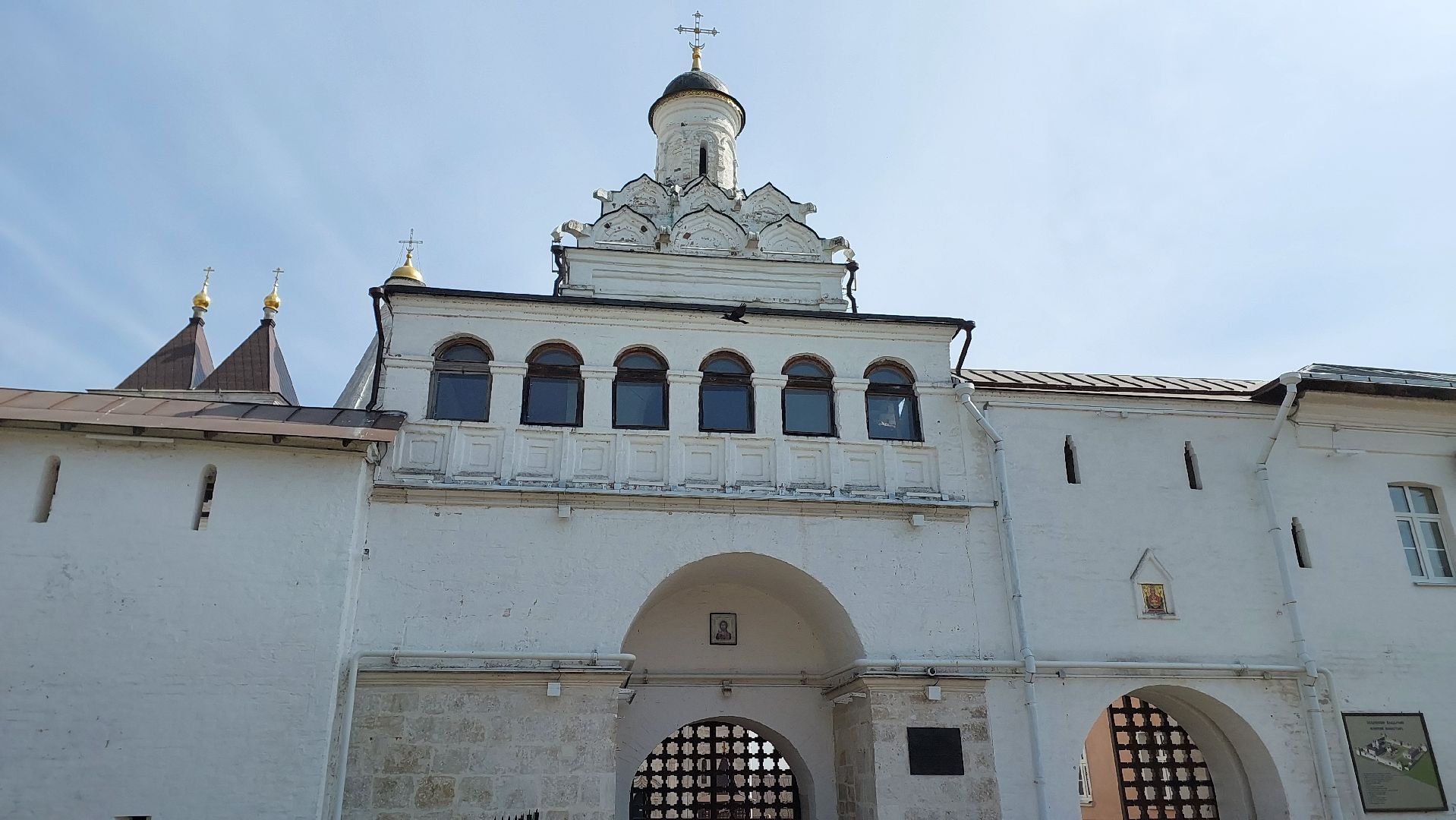 серпухов, введенский монастырь, женский монастырь, пасха, колокола, колокольный звон, туризм, звонарь,