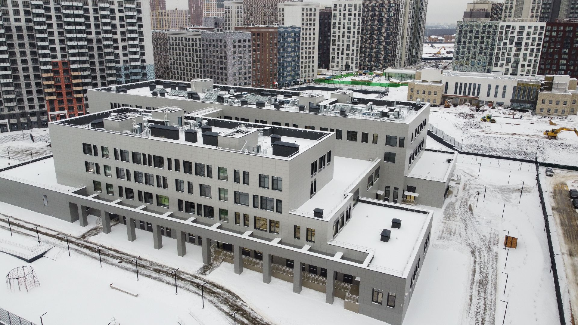 видео с коптера, школа, строительство,