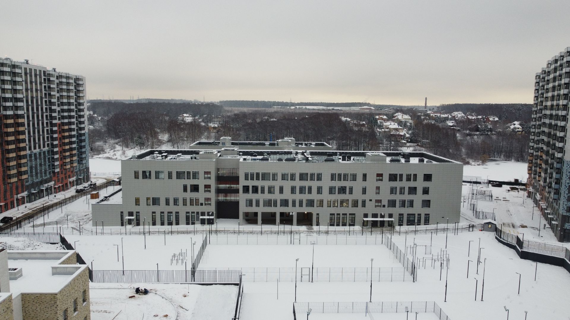 видео с коптера, школа, строительство,