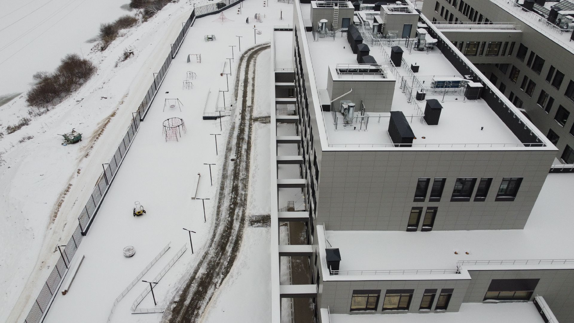 видео с коптера, школа, строительство,