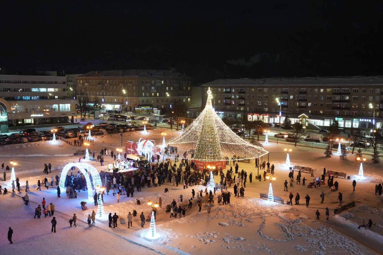 Новый год, Зима в Подмосковье, Сергиев Посад, Праздник, Елка, Сергиево-Посадский городской округ, вертикалки,