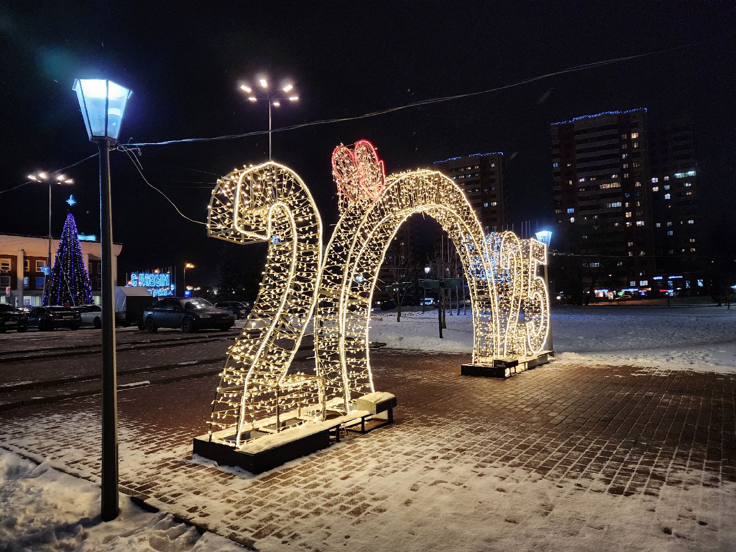 Чехов, Советская площадь, световые конструкции, инсталляции, иллюминация, подготовка к новогодним праздникам, зима в подмосковье, вертикалки,