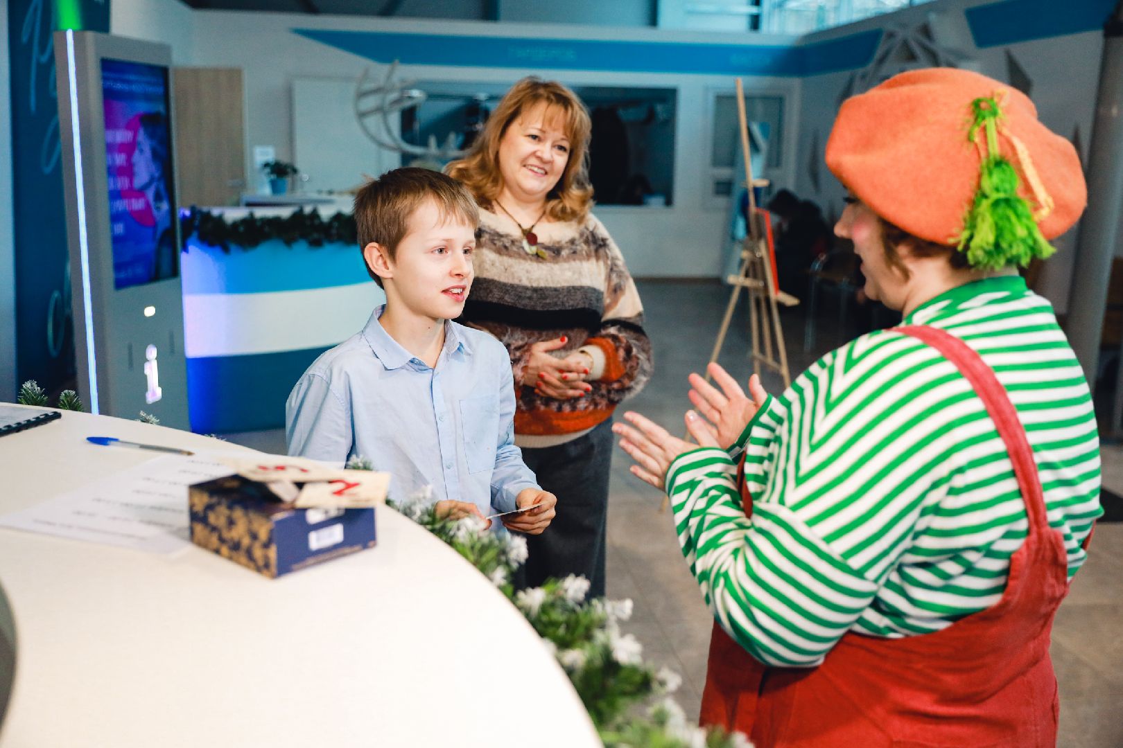 дед мороз, новый год, подарки, вертикалки,