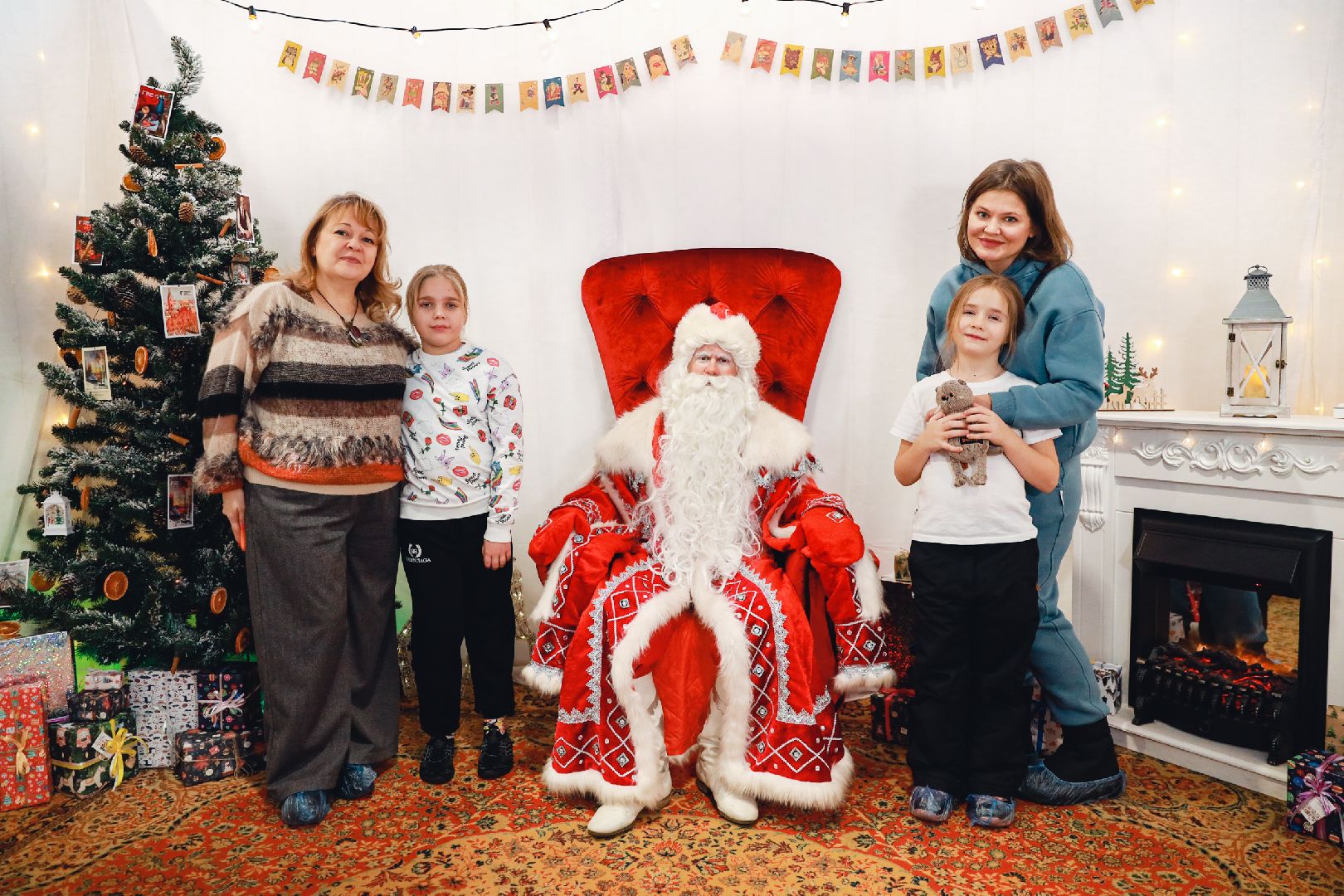 дед мороз, новый год, подарки, вертикалки,