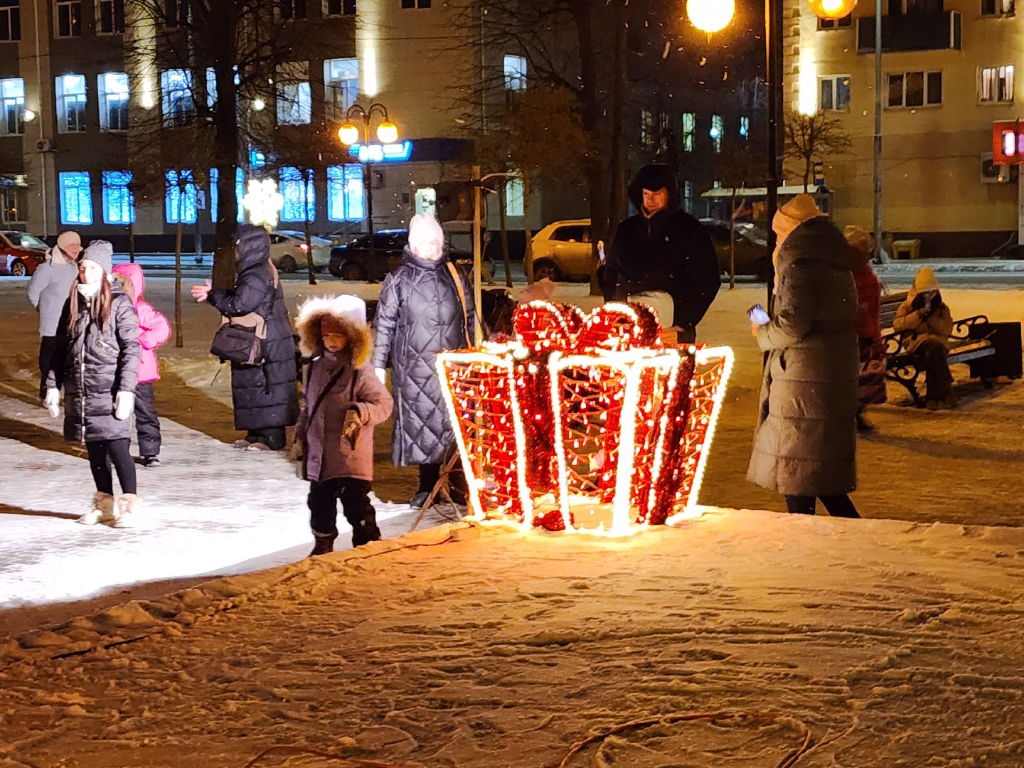 серпухов, новый год, новогодняя елка, площадь владимира храброго, дед мороз, вертикалки,