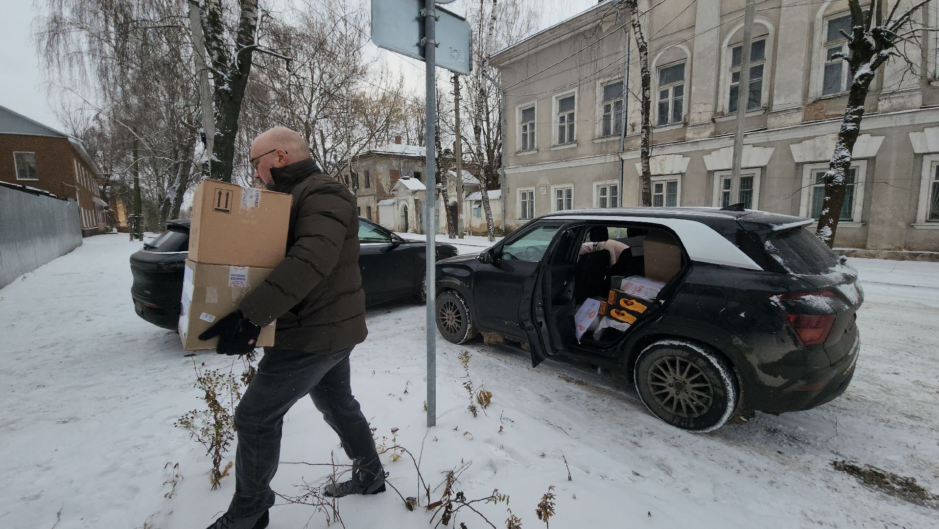 серпухов, волонтеры, спецоперация, гуманитаная помощь, депутат, своих не бросаем, подольск, новый год, вертикалки,