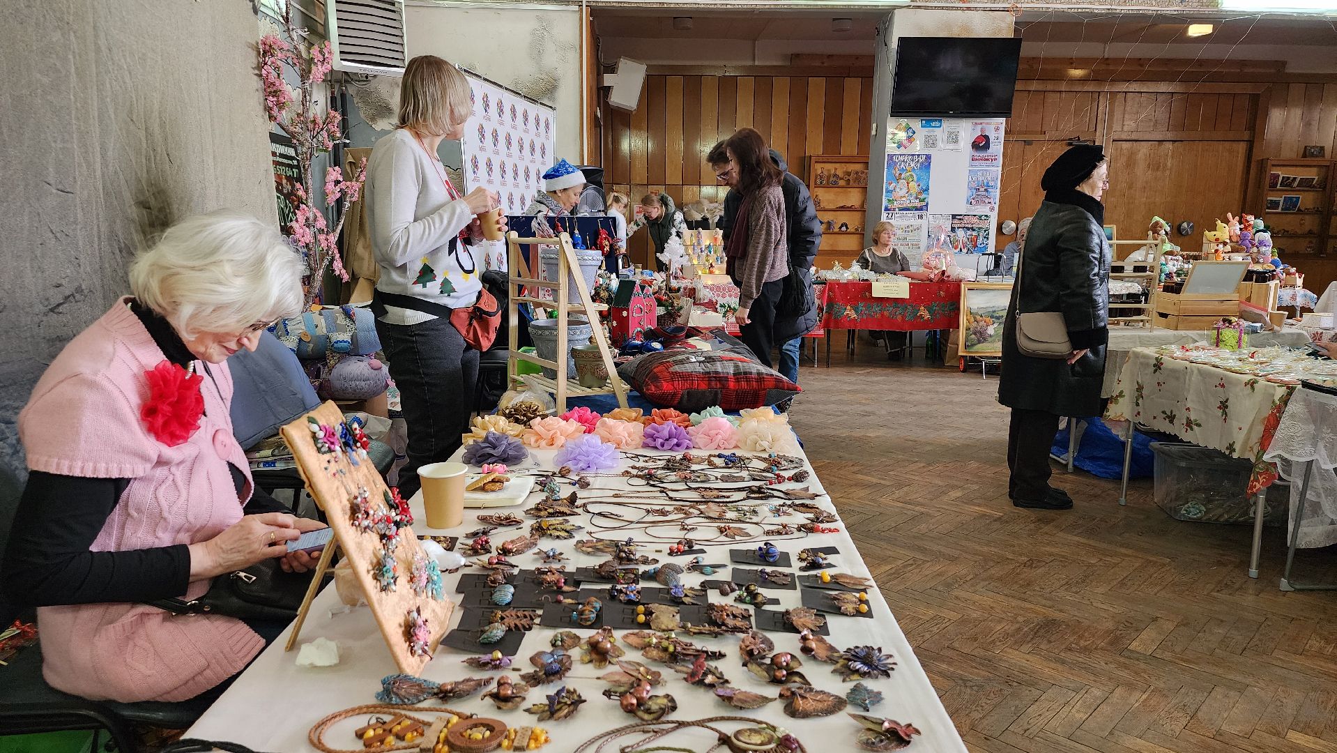 новогодняя ярмарка, ярмарка-продажа, клуб рукодельниц, Старая Купавна, Богородский городской округ, вертикалки