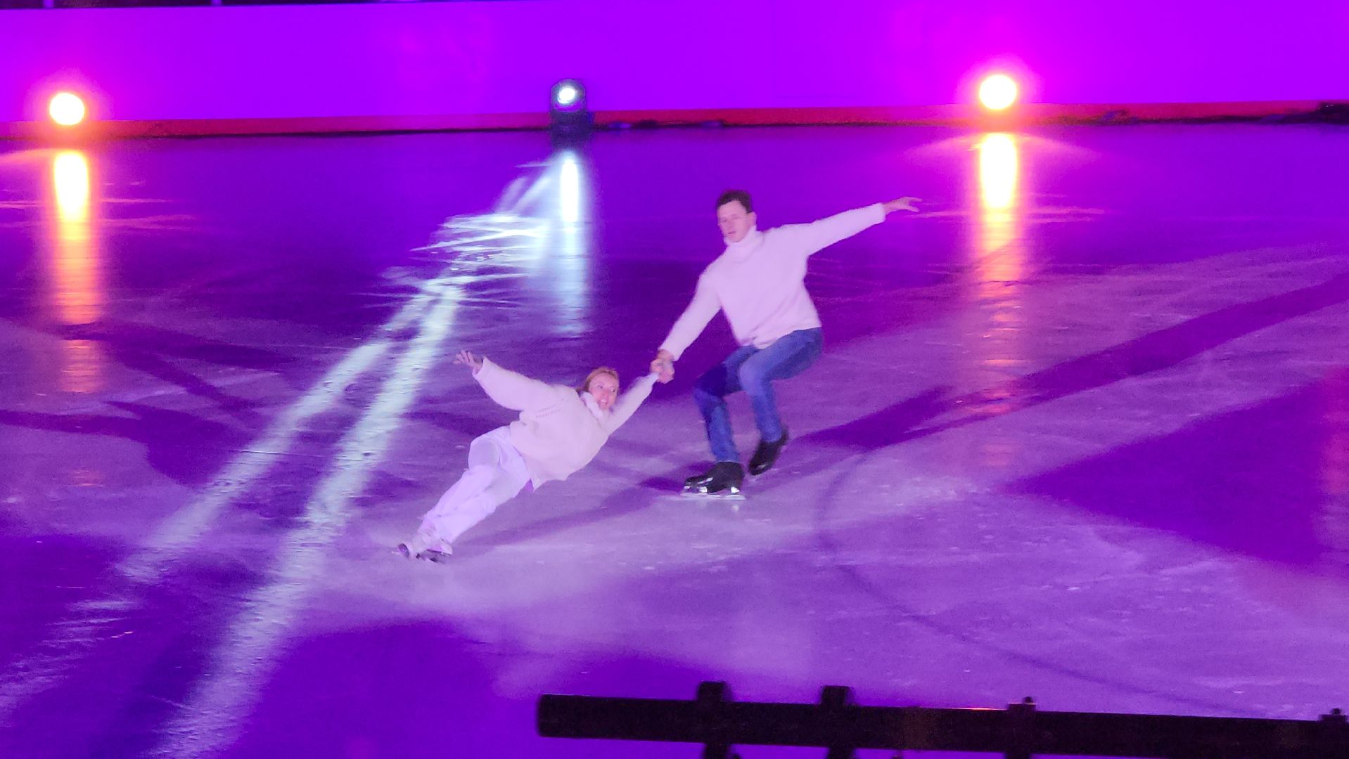 волоколамск, чемпионы, ледовое шоу, зима в подмосковье, вертикалки, илья авербух,