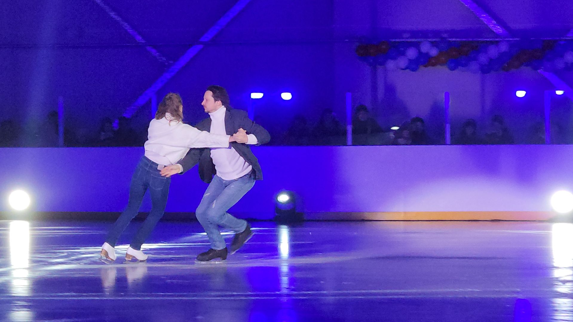 волоколамск, чемпионы, ледовое шоу, зима в подмосковье, вертикалки, илья авербух,