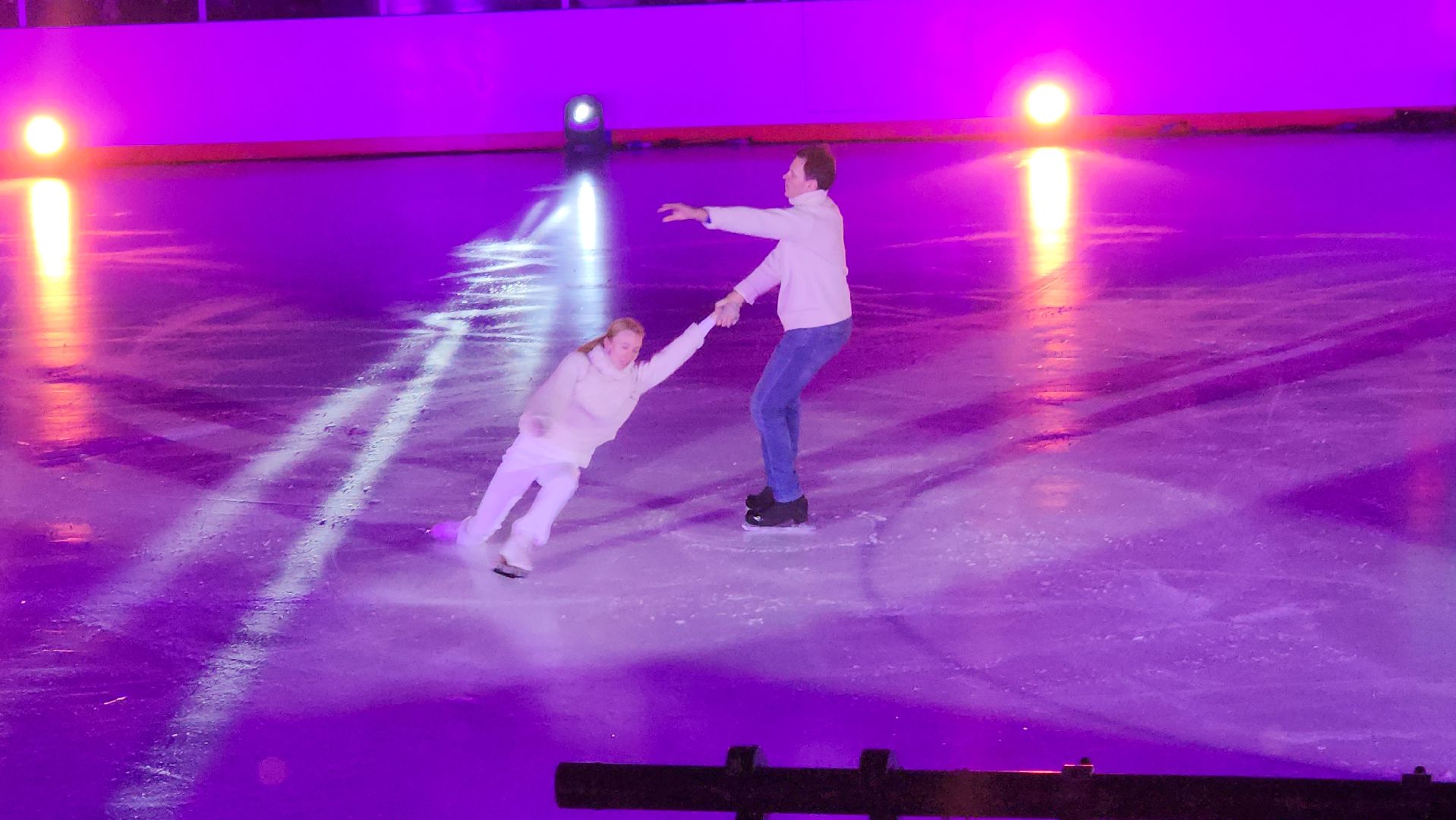 волоколамск, чемпионы, ледовое шоу, зима в подмосковье, вертикалки, илья авербух,