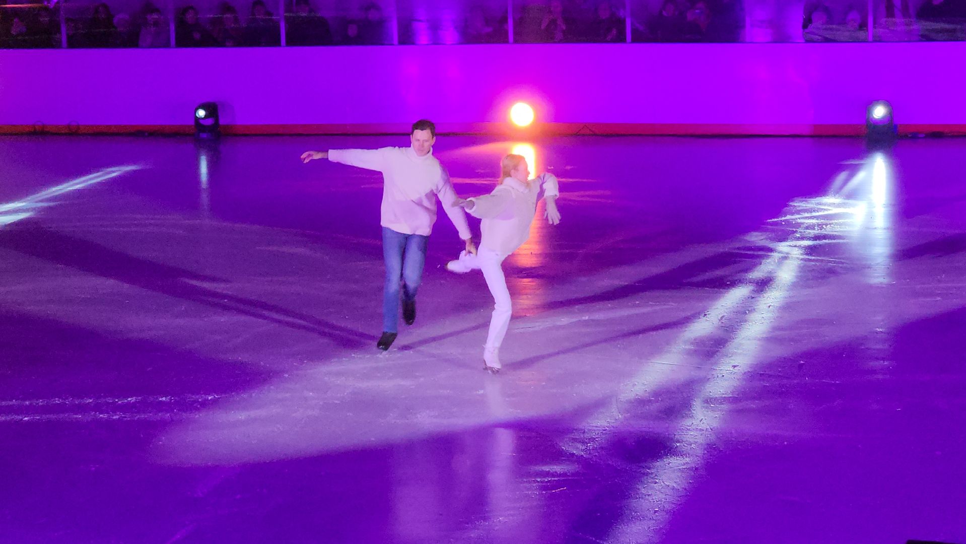 волоколамск, чемпионы, ледовое шоу, зима в подмосковье, вертикалки, илья авербух,