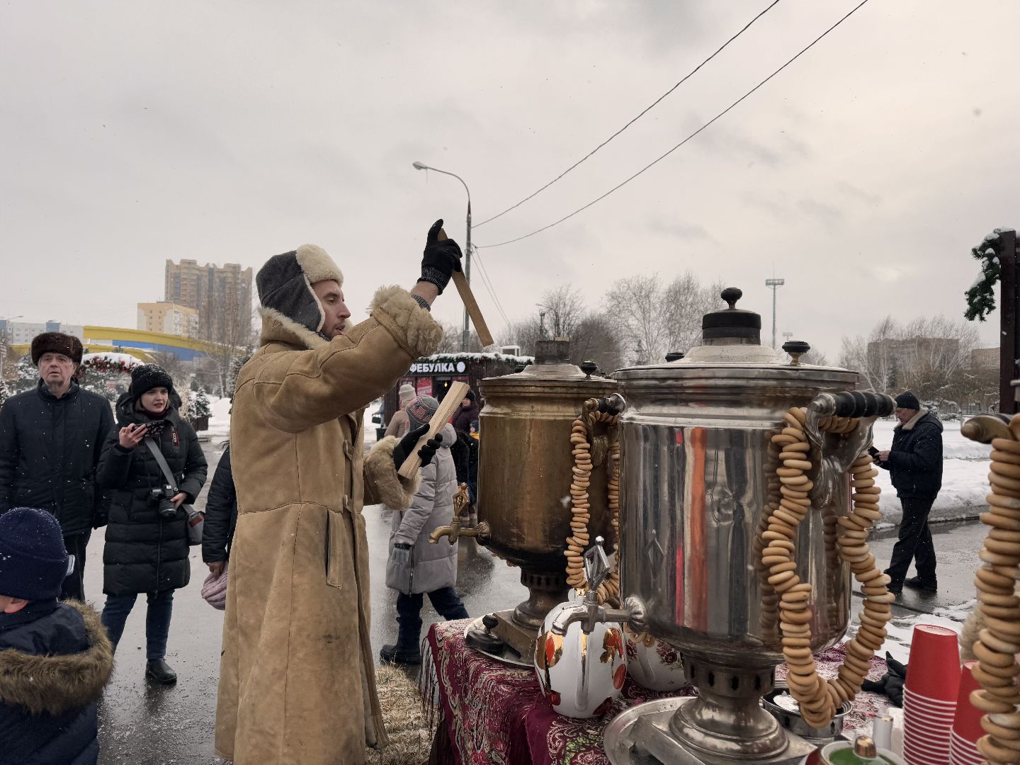 Одинцово, Самоварщик, Чайная Деда Мороза,