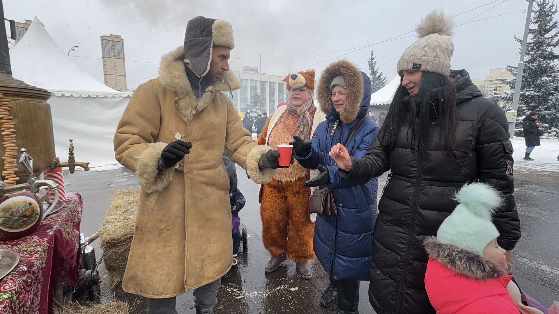 Одинцово, Самоварщик, Чайная Деда Мороза,