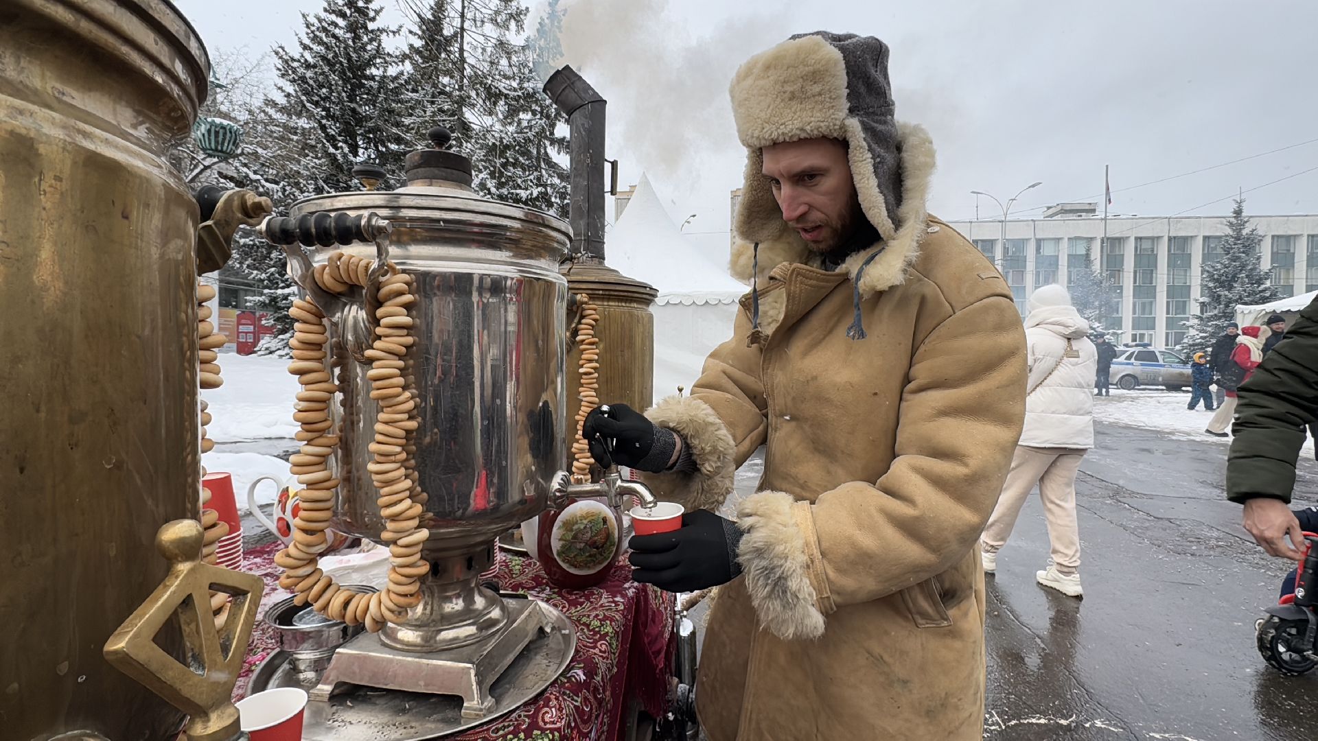 Одинцово, Самоварщик, Чайная Деда Мороза,