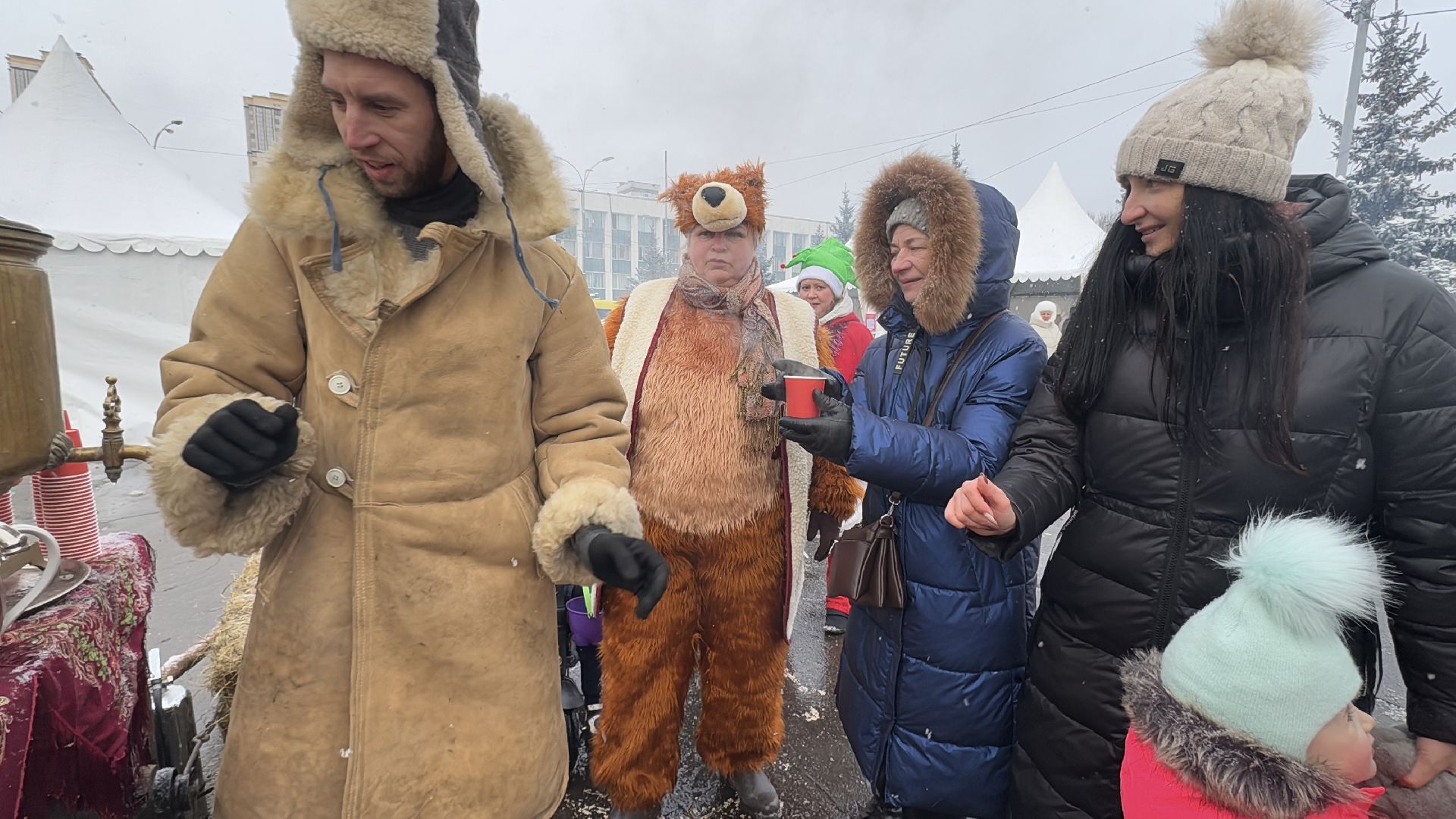 Одинцово, Самоварщик, Чайная Деда Мороза,