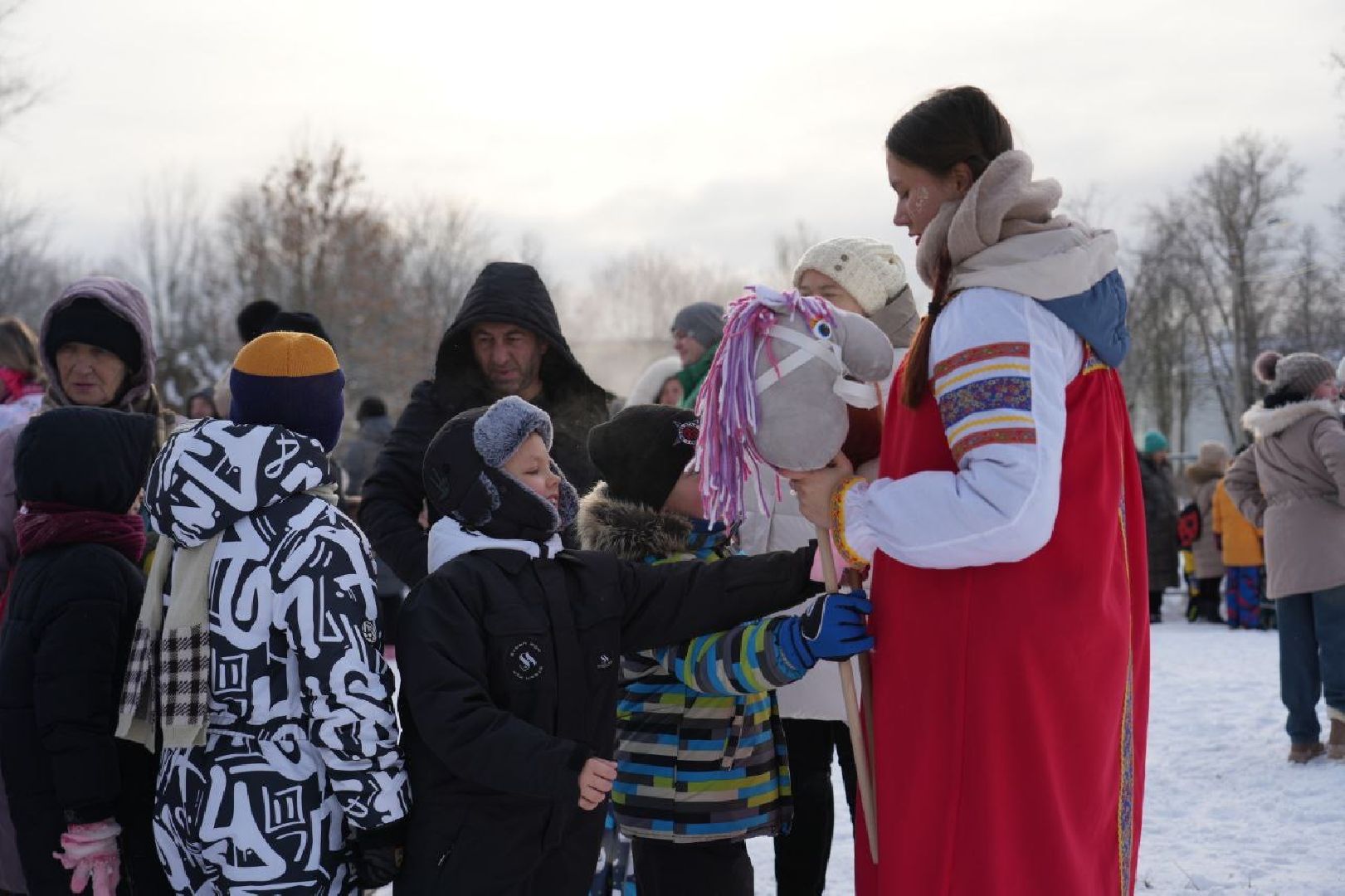 Новый год, Зажжение огней на елке, Зима в Подмосковье, Сергиев Посад, Сергиево-Посадский городской округ, Праздник, вертикалки,
