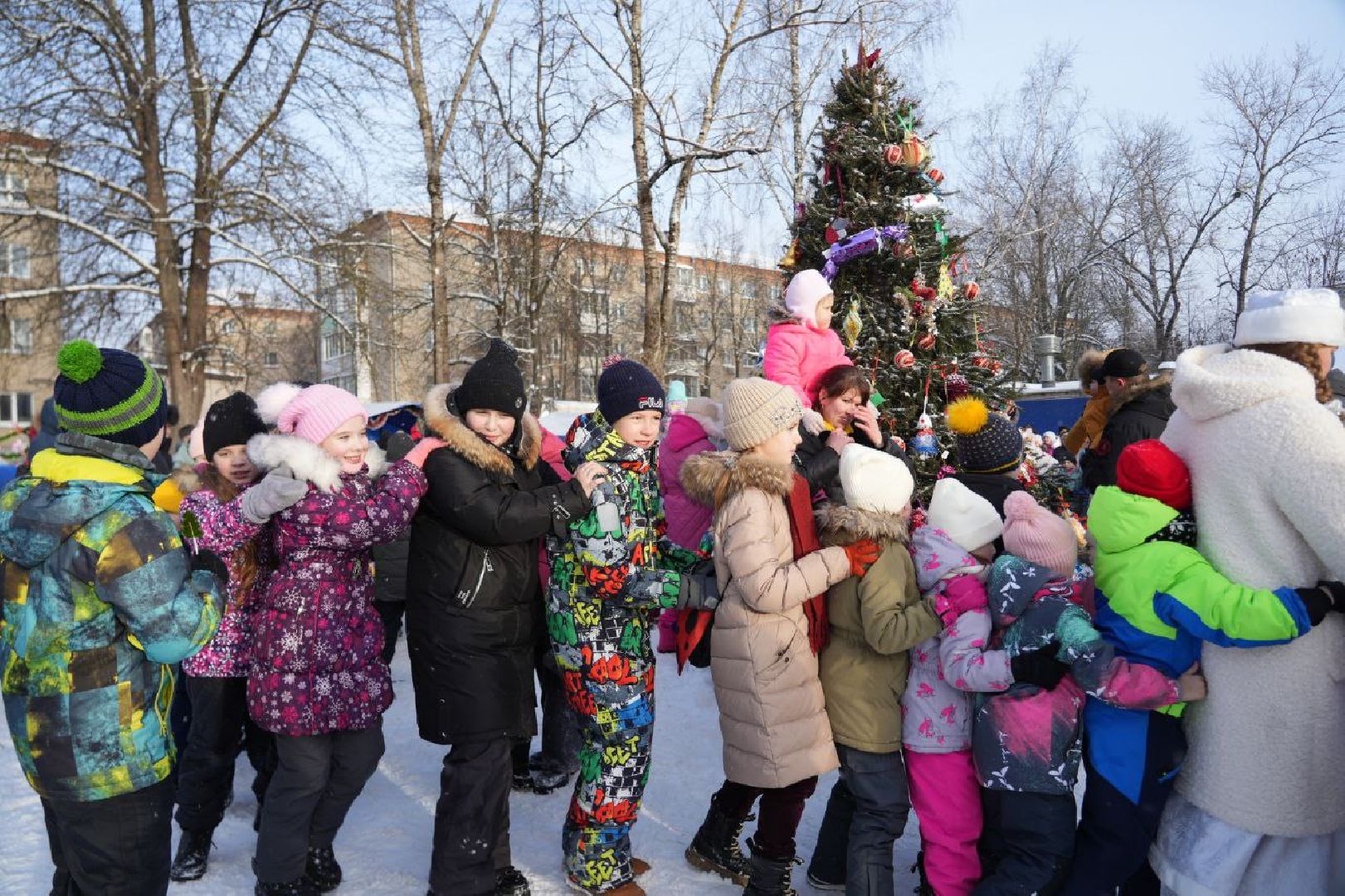 Новый год, Зажжение огней на елке, Зима в Подмосковье, Сергиев Посад, Сергиево-Посадский городской округ, Праздник, вертикалки,