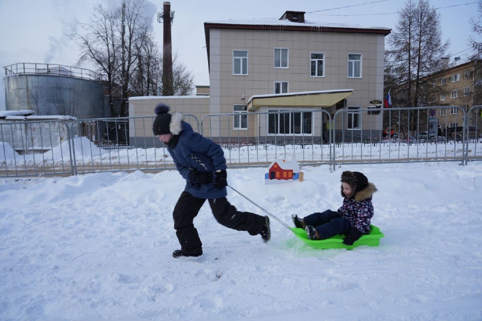 Новый год, Зажжение огней на елке, Зима в Подмосковье, Сергиев Посад, Сергиево-Посадский городской округ, Праздник, вертикалки,