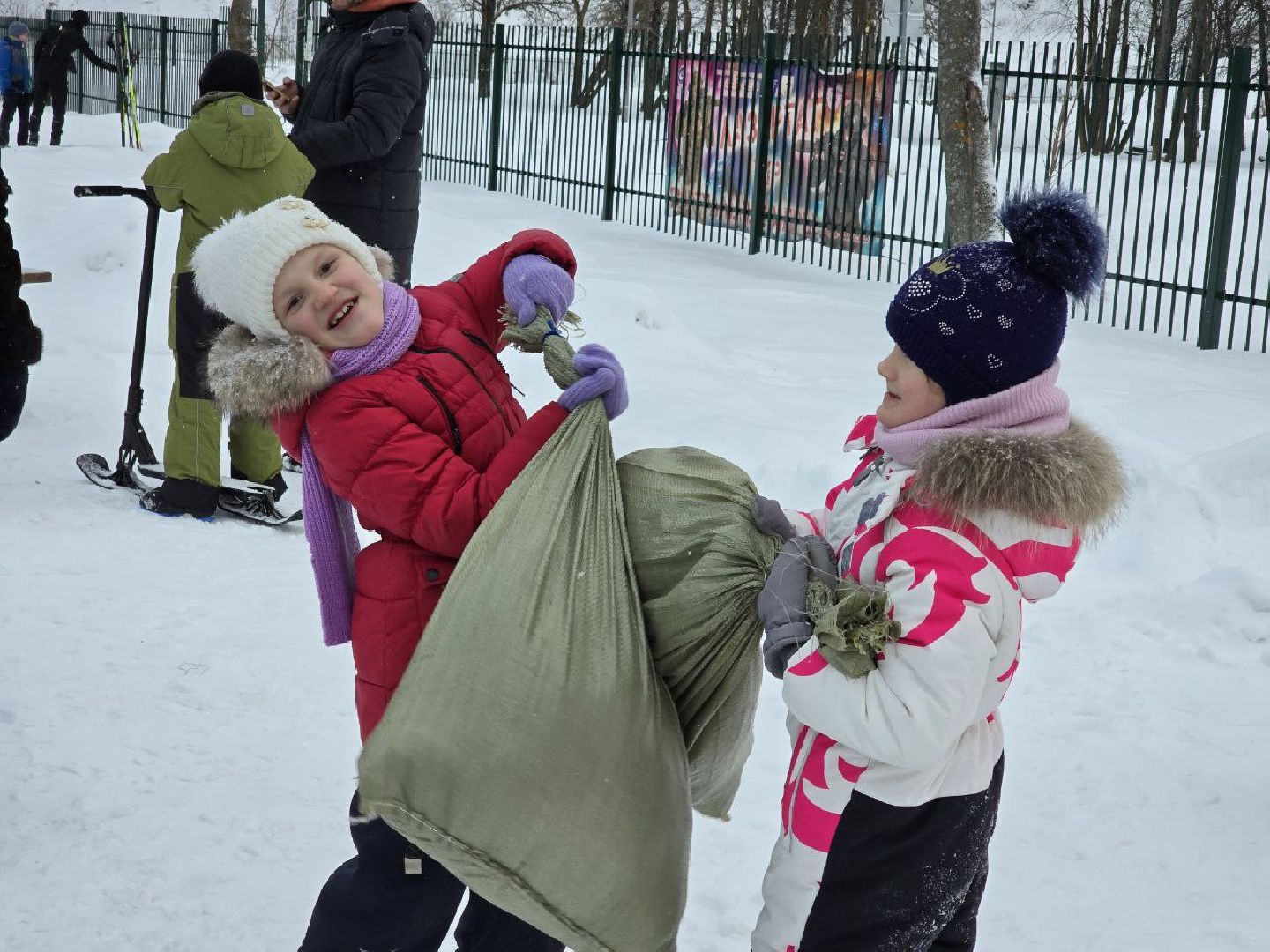 можайск, можайский городской округ, подмосковье, парк, парк ривьера, городской парк, праздник, международный день чая, соревнования, подарки, дети, игры, викторины, зима в подмосковье, вертикалки,