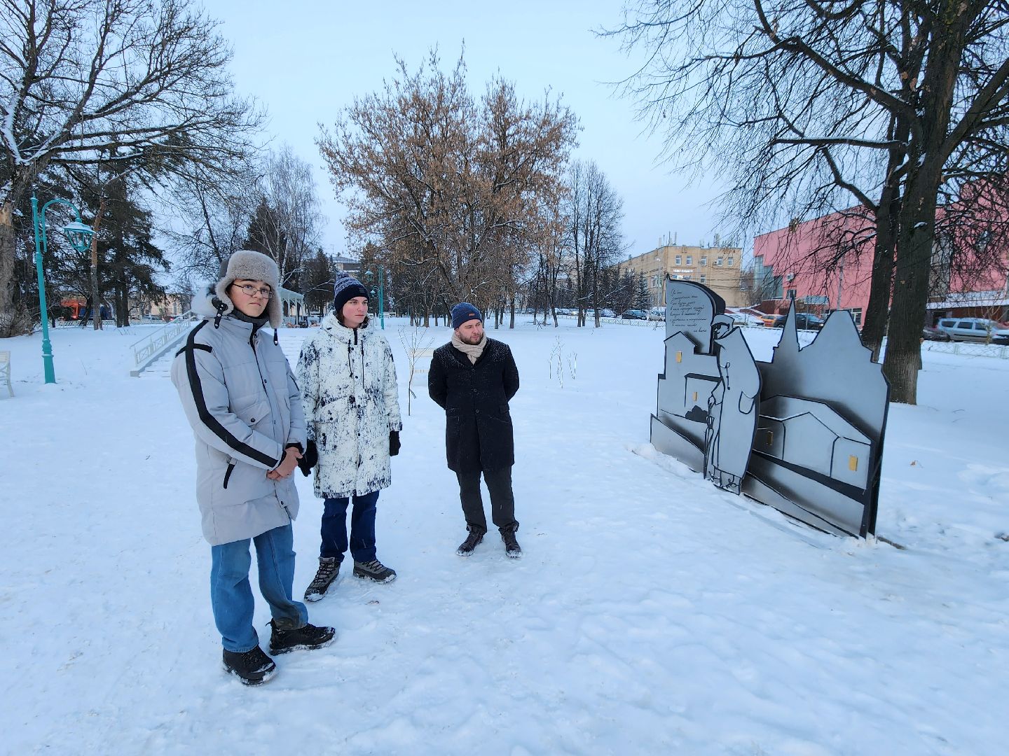 Чехов, бульвар имени Чехова, сквер Чехова, реконструкция, благоустройство, обновление, арт-объекты, художник Алексей Шилов, формирование комфортной городской среды, вертикалки,