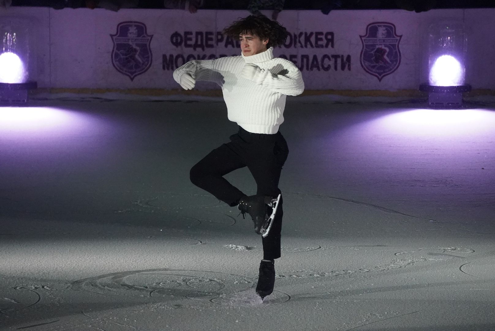 Павловский Посад, Городской округ Павловский Посад, Праздник, Концерт, Вертикалка, Вертикальное видео,Ледовое шоу, Илья Авербух,