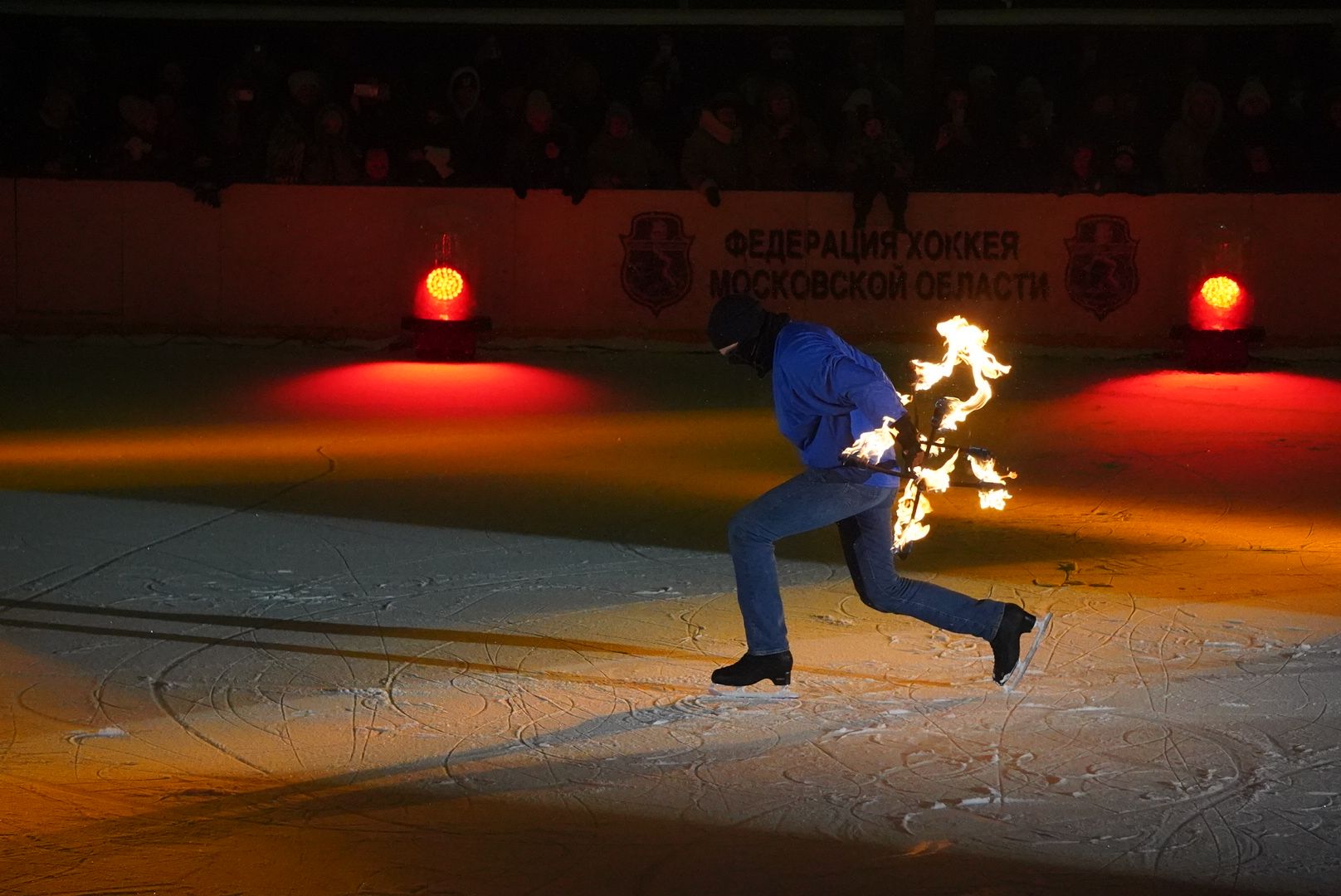 Павловский Посад, Городской округ Павловский Посад, Праздник, Концерт, Вертикалка, Вертикальное видео,Ледовое шоу, Илья Авербух,