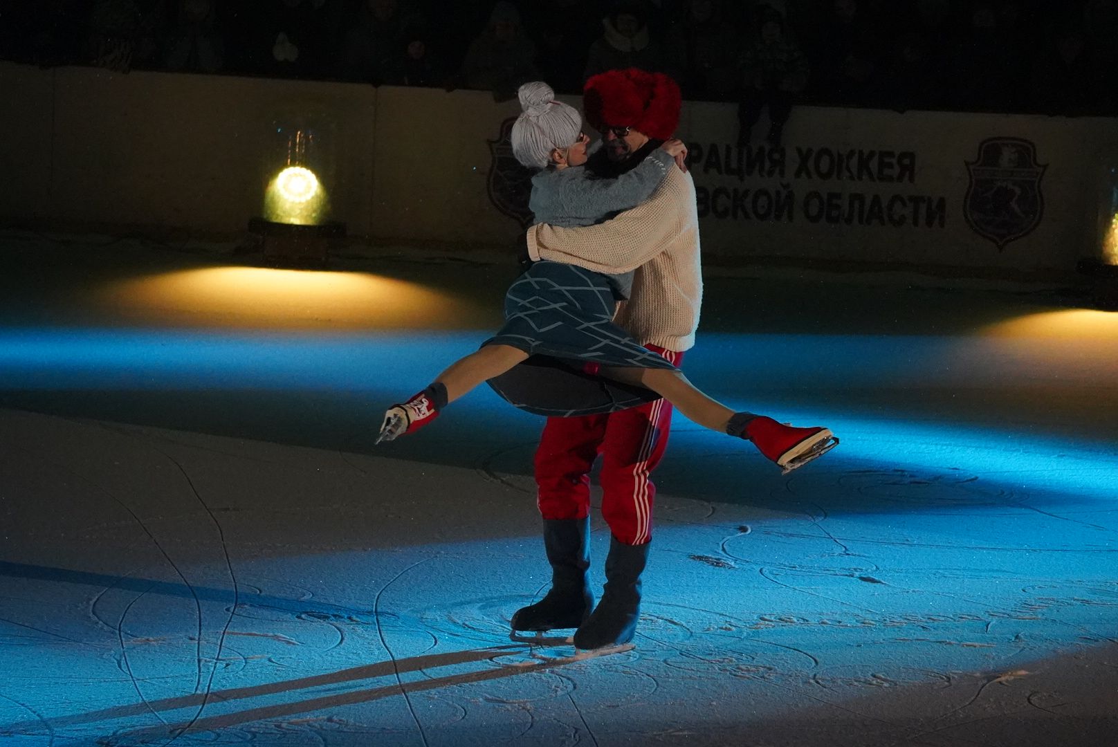 Павловский Посад, Городской округ Павловский Посад, Праздник, Концерт, Вертикалка, Вертикальное видео,Ледовое шоу, Илья Авербух,