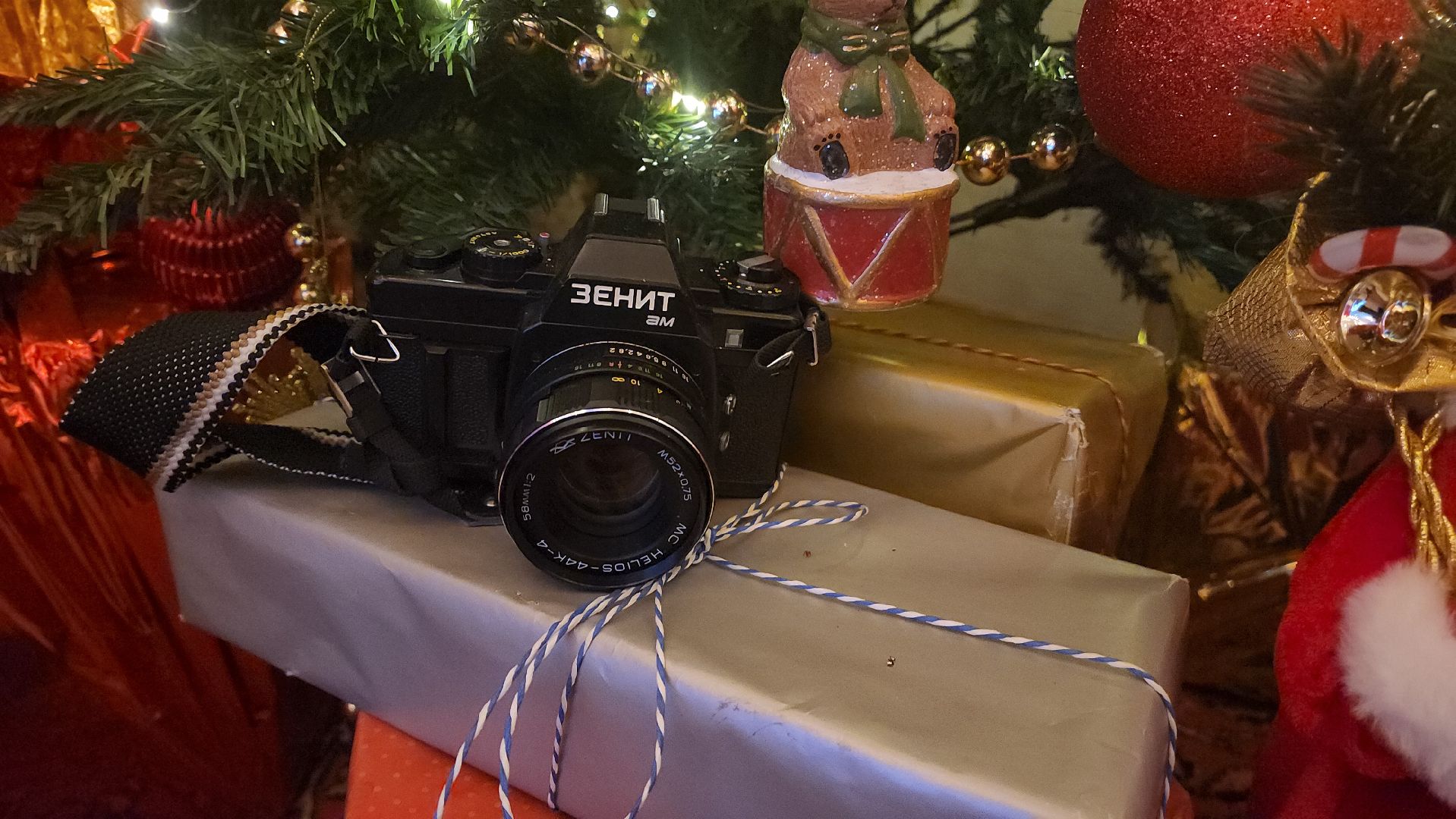 резиденция деда мороза, парки красногорска, зима в подмосковье,