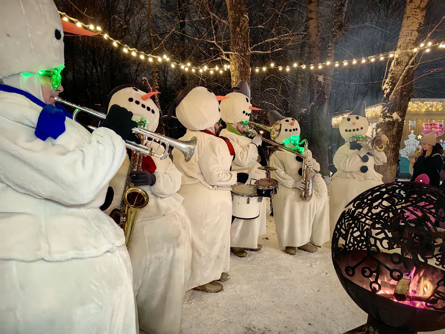 оркестр снеговиков, статуэтки, ярмарка вакансий, новогодние игрушки, вертикалки