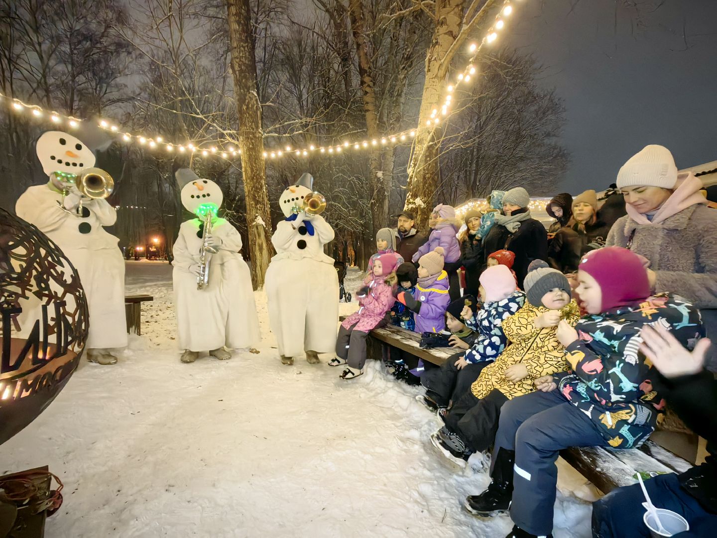 оркестр снеговиков, статуэтки, ярмарка вакансий, новогодние игрушки, вертикалки