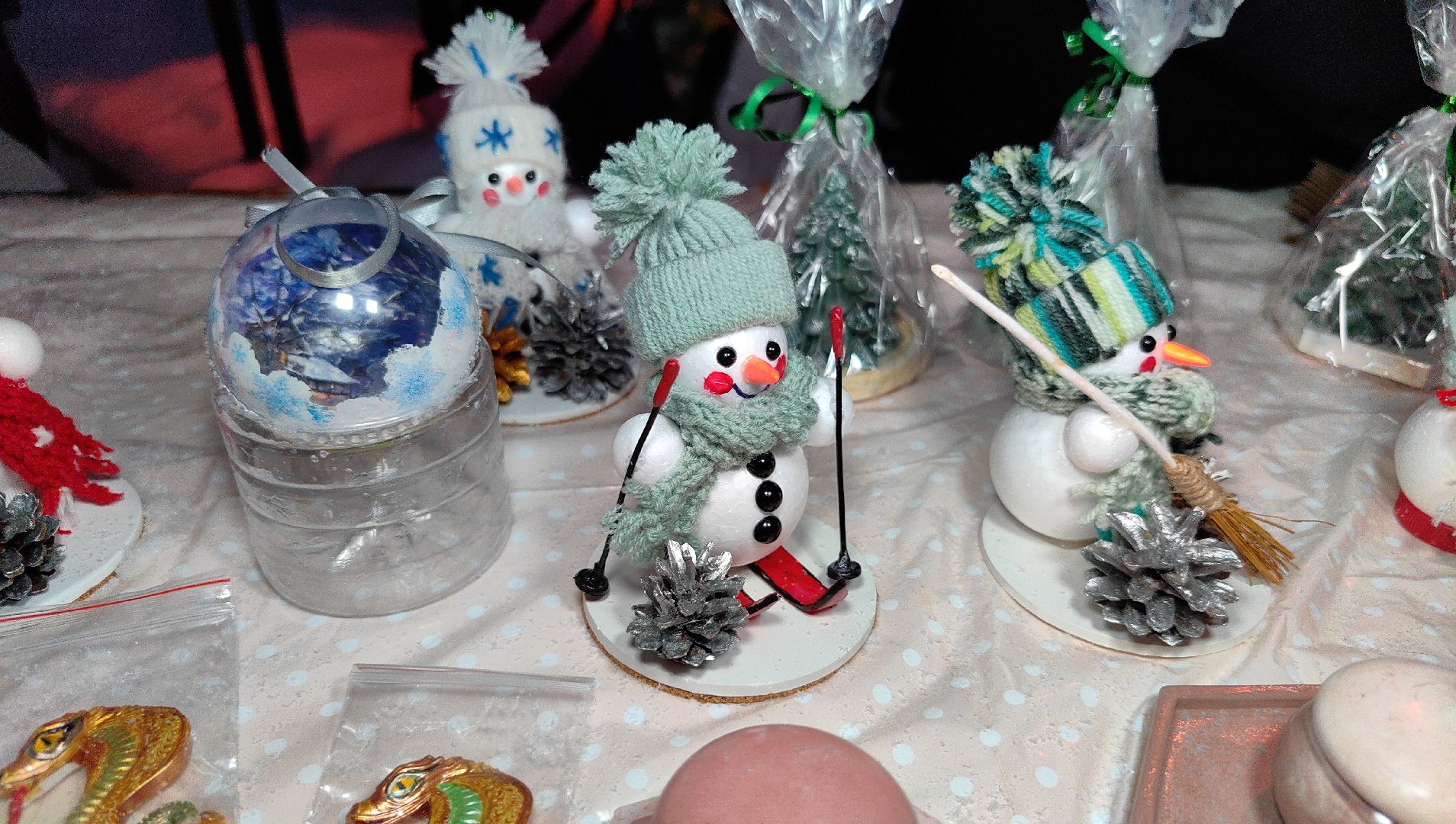 оркестр снеговиков, статуэтки, ярмарка вакансий, новогодние игрушки, вертикалки