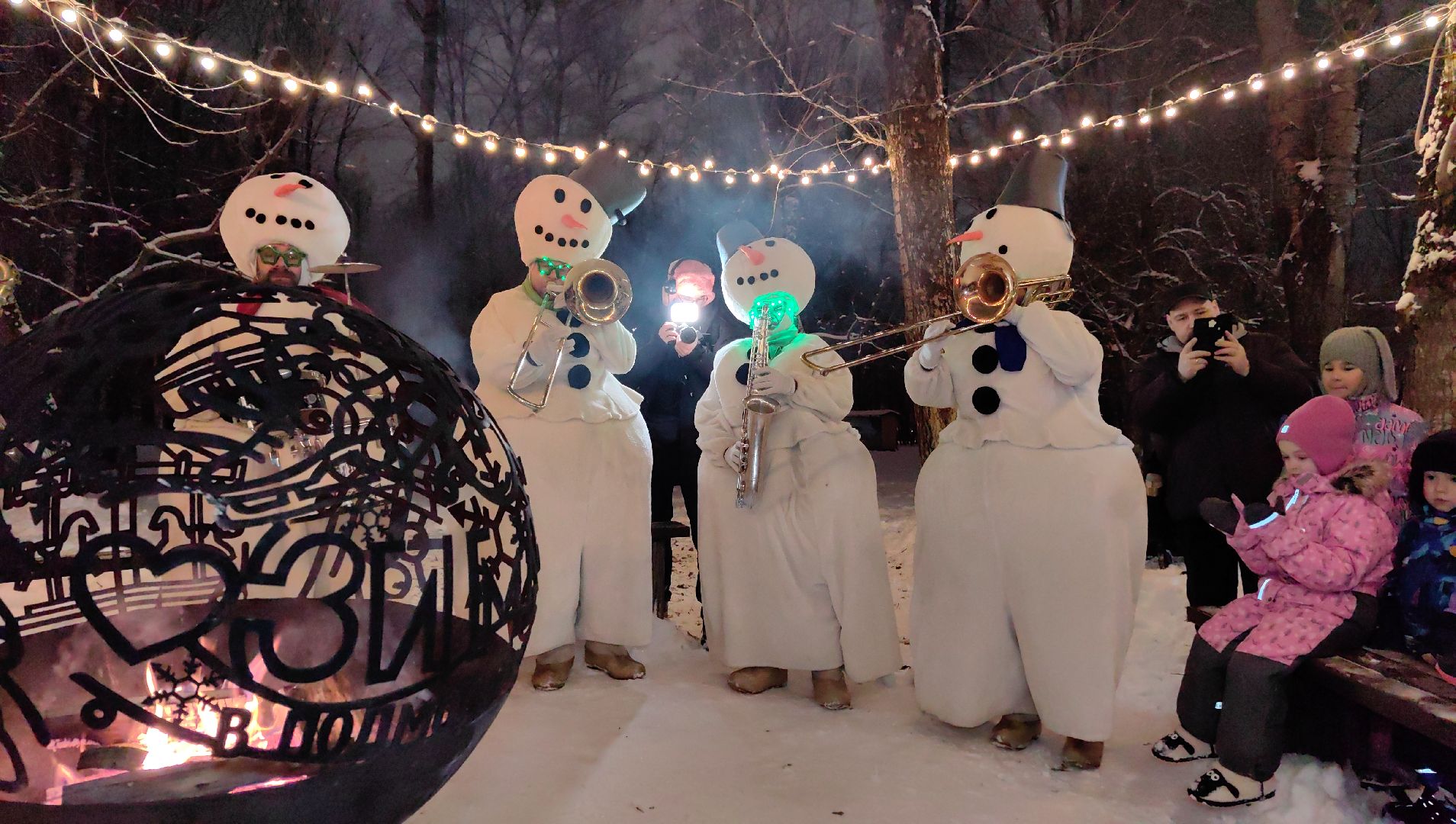 оркестр снеговиков, статуэтки, ярмарка вакансий, новогодние игрушки, вертикалки