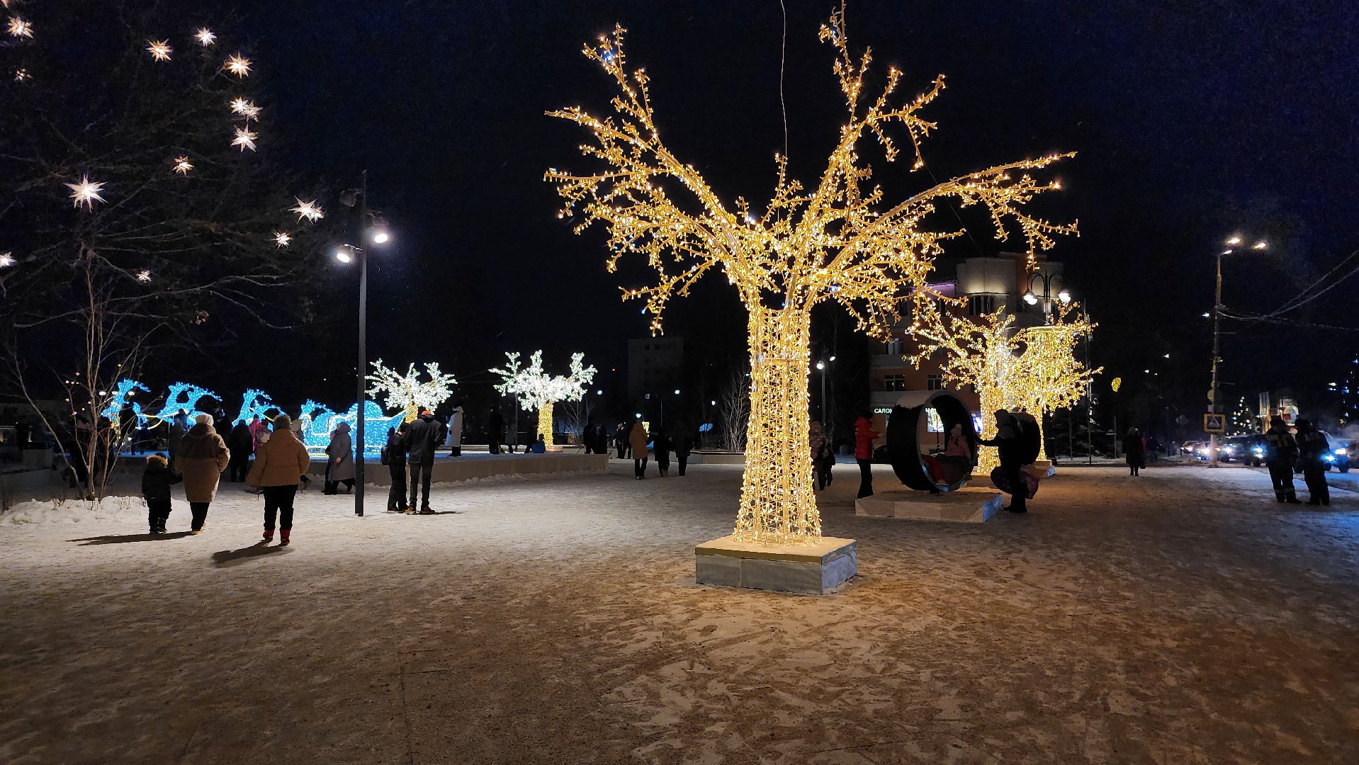 украшение города, новогодняя иллюминация, Фонтанная площадь, Ногинск, Богородский городской округ, вертикалки