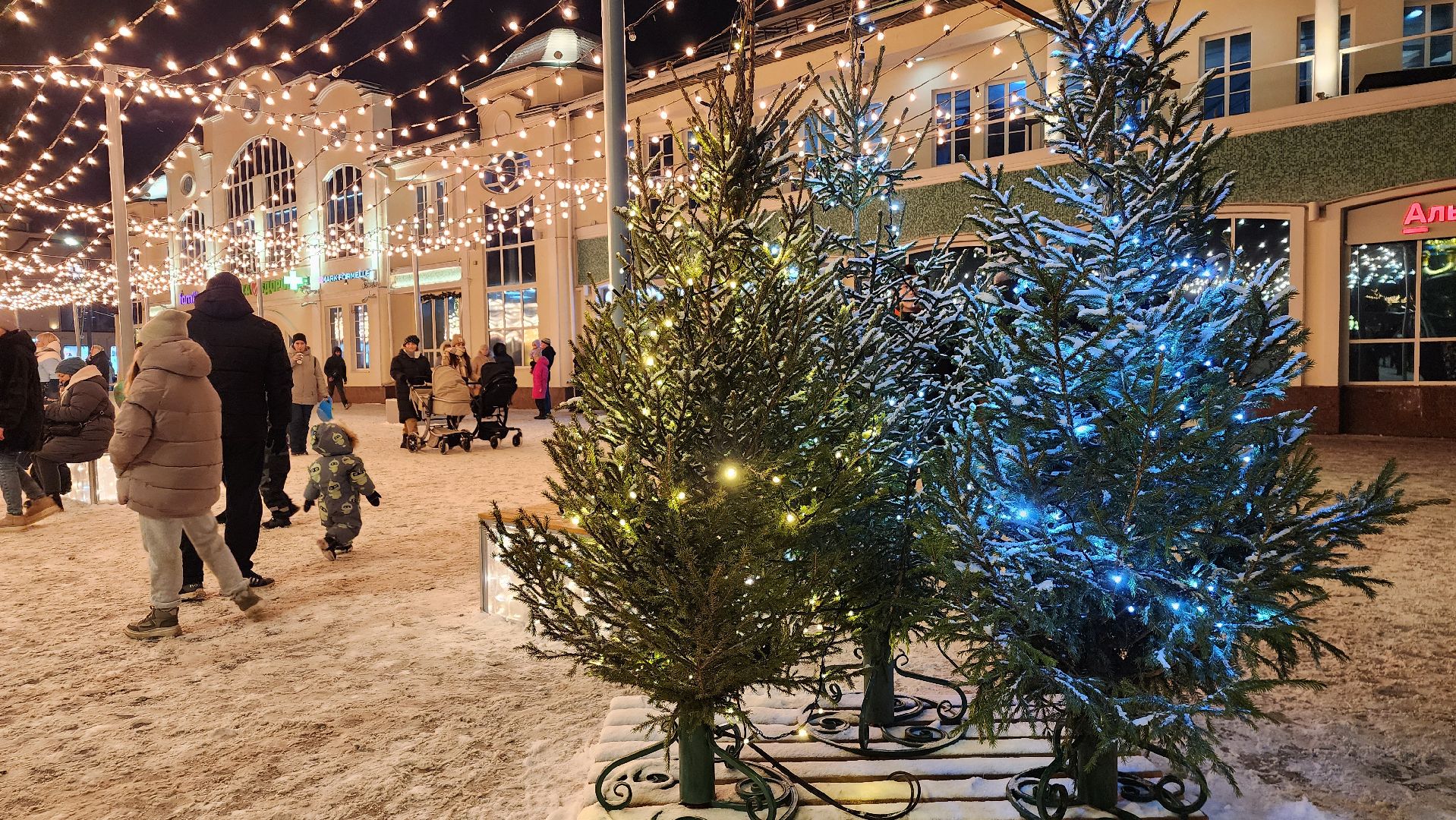 украшение города, новогодняя иллюминация, Фонтанная площадь, Ногинск, Богородский городской округ, вертикалки