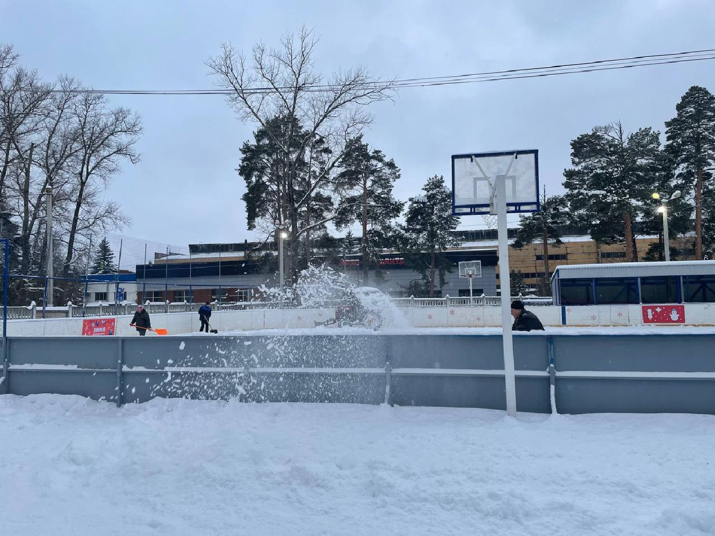 дмитров, зима в подмосковье, зимние катки, вертикалки,