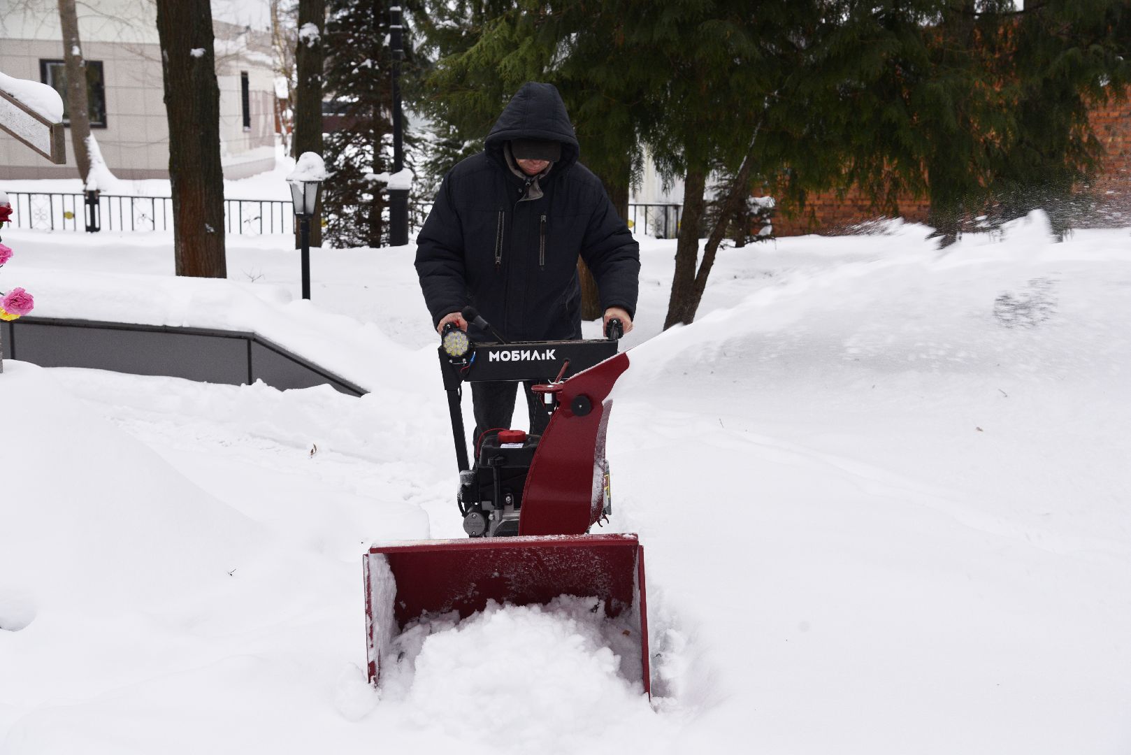 лотошино, сквер победы, добродел, уборка снега, благоустройство, вертикалки,